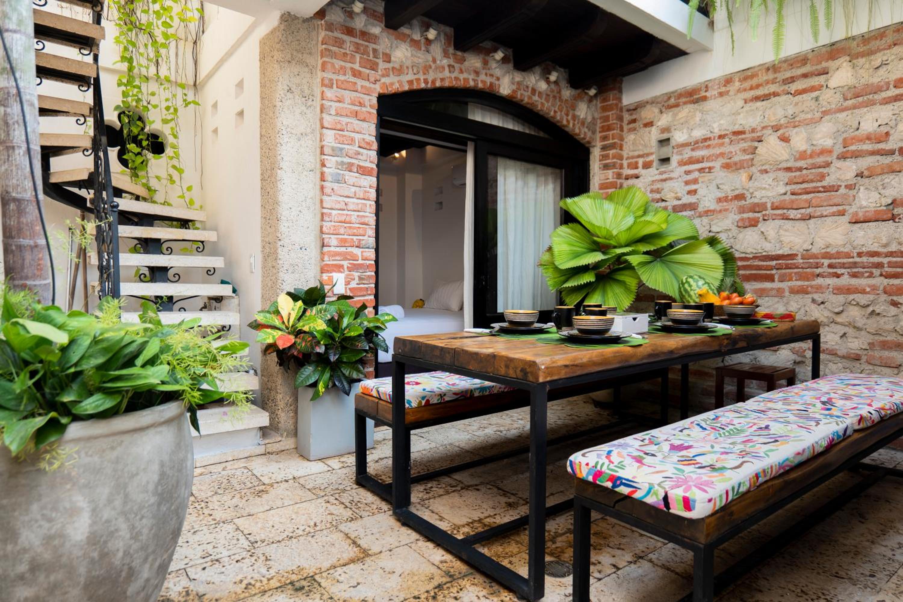 Casa Familiar - Maria de las Palmas -Getsemani