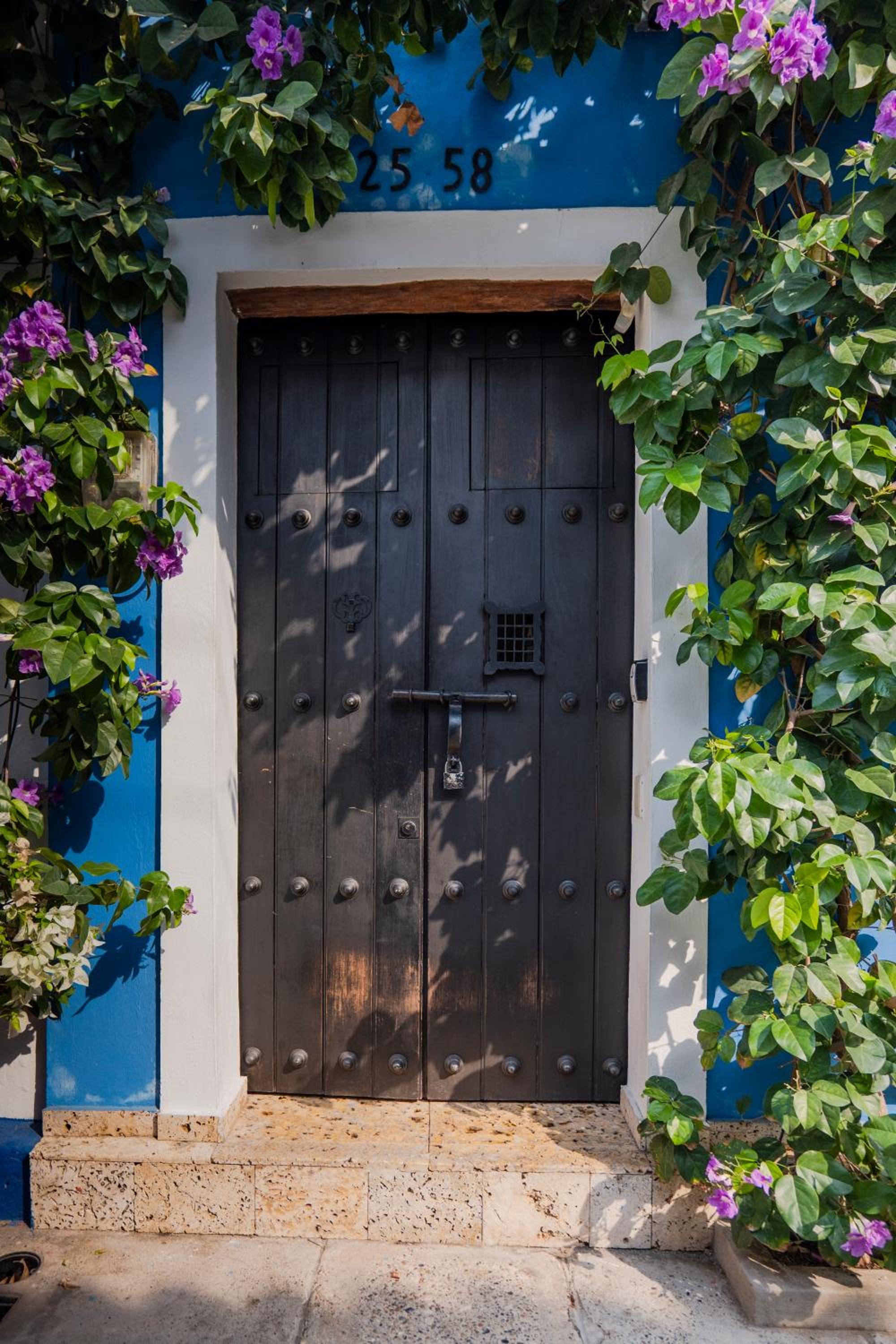 Casa Familiar - Maria de las Palmas -Getsemani
