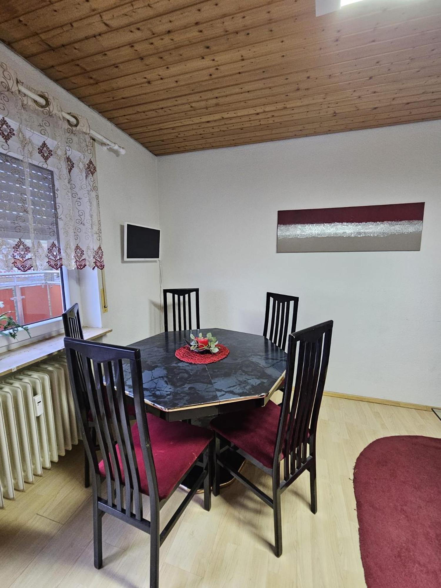 Schön und bequem Wohnung