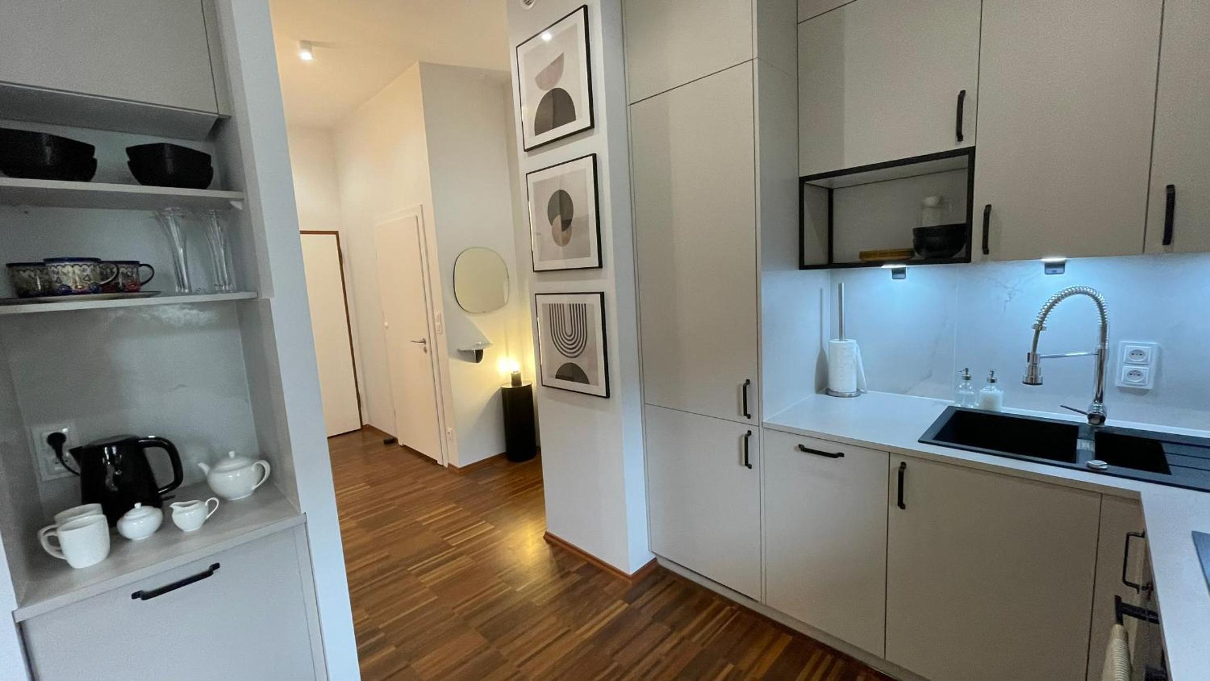 Elegancki apartament od dziedzińca, 60m2, parking, Rynek 700 m