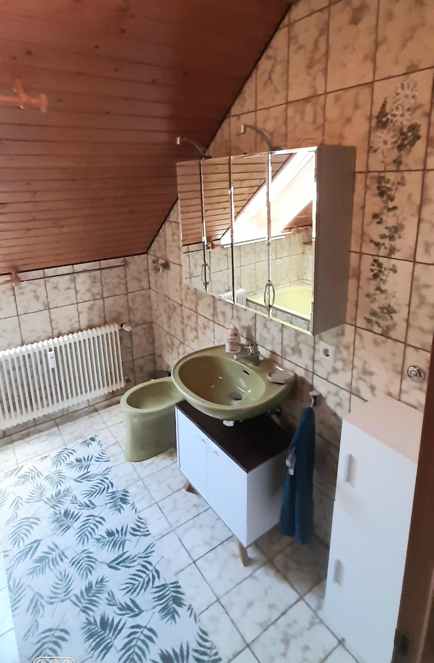 Schön und bequem Wohnung