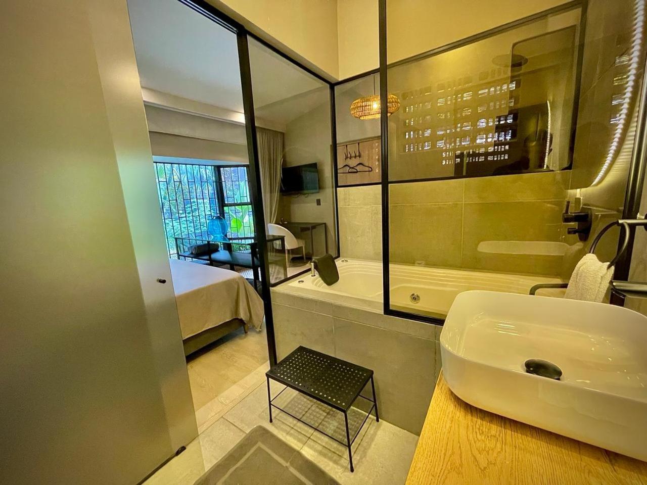 Las Lomas Luxury Lofts