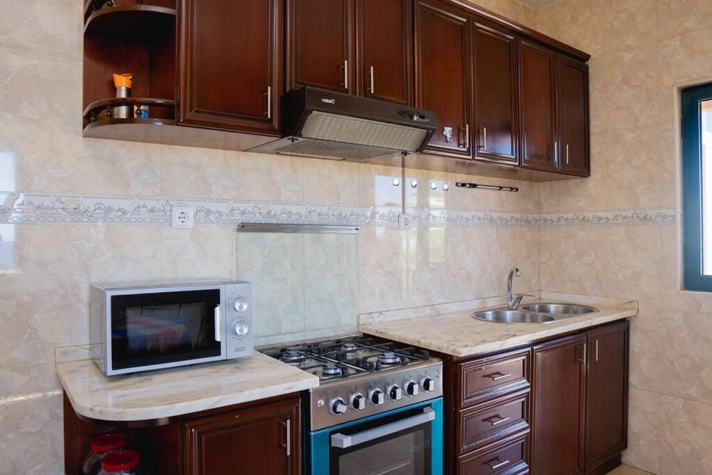 JT Sea View Apartment T3