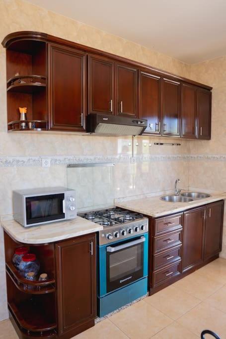 JT Sea View Apartment T3