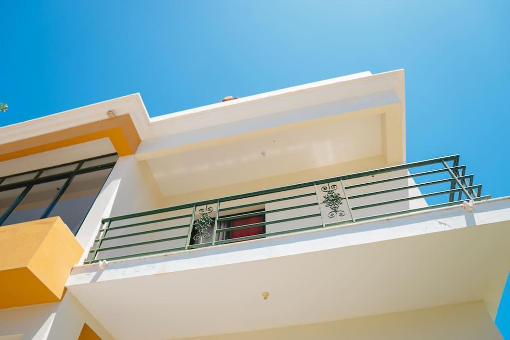 JT Sea View Apartment T3