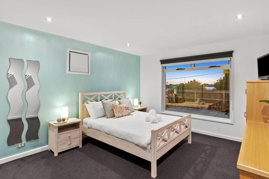 Luxury Poolside Oasis with Views sleeps 11