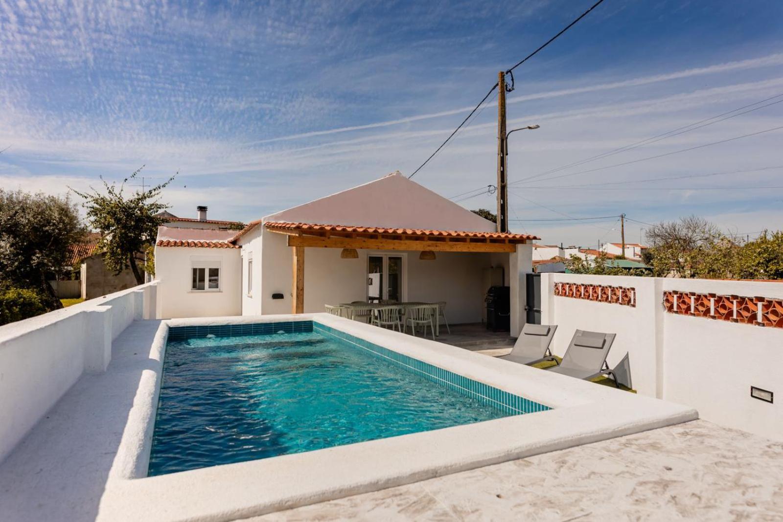 Country Pool House 27 view 5