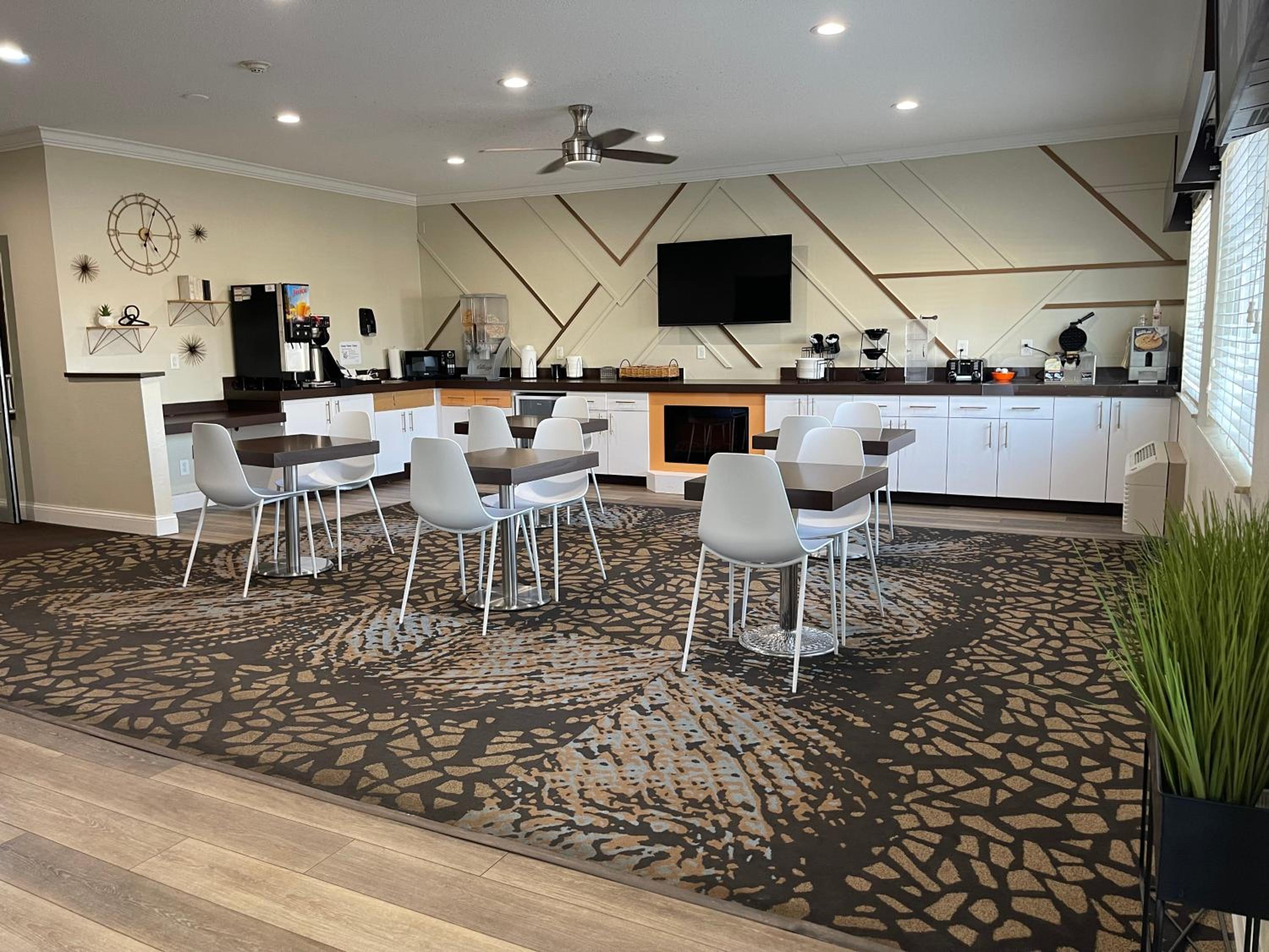 BridgePointe Advantage by BPhotels view 4