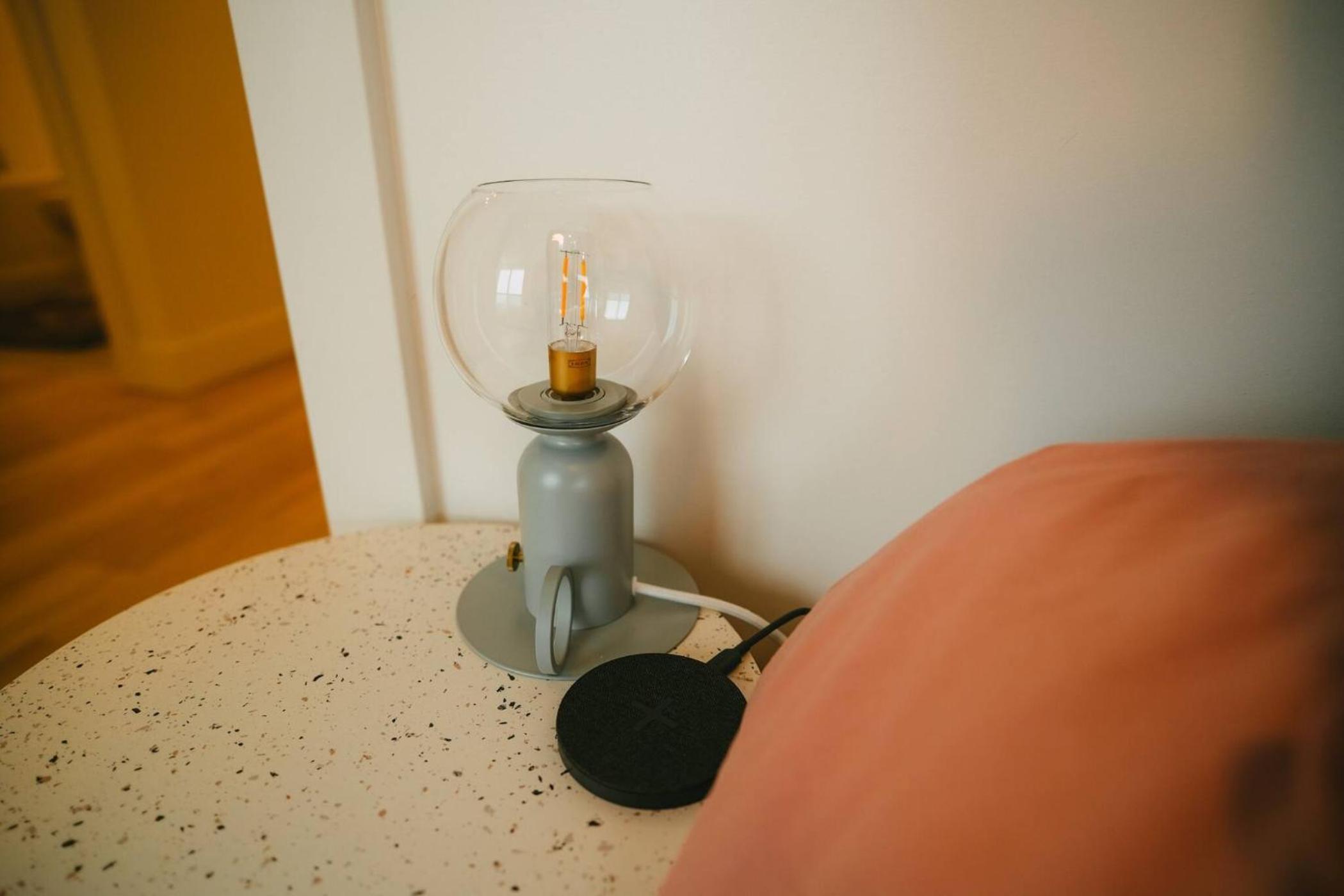 Chic Cozy Retreat - 2BR - Stunning North End Views