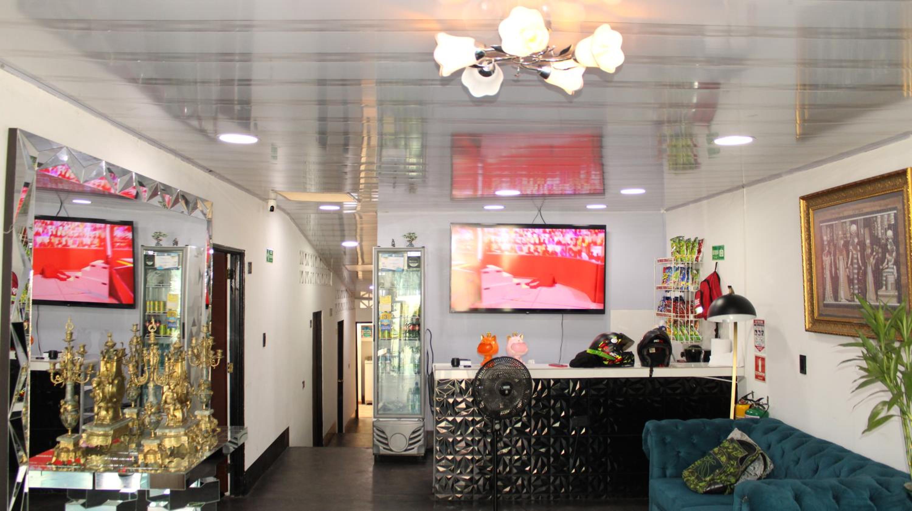 Hostal Queens Deluxe