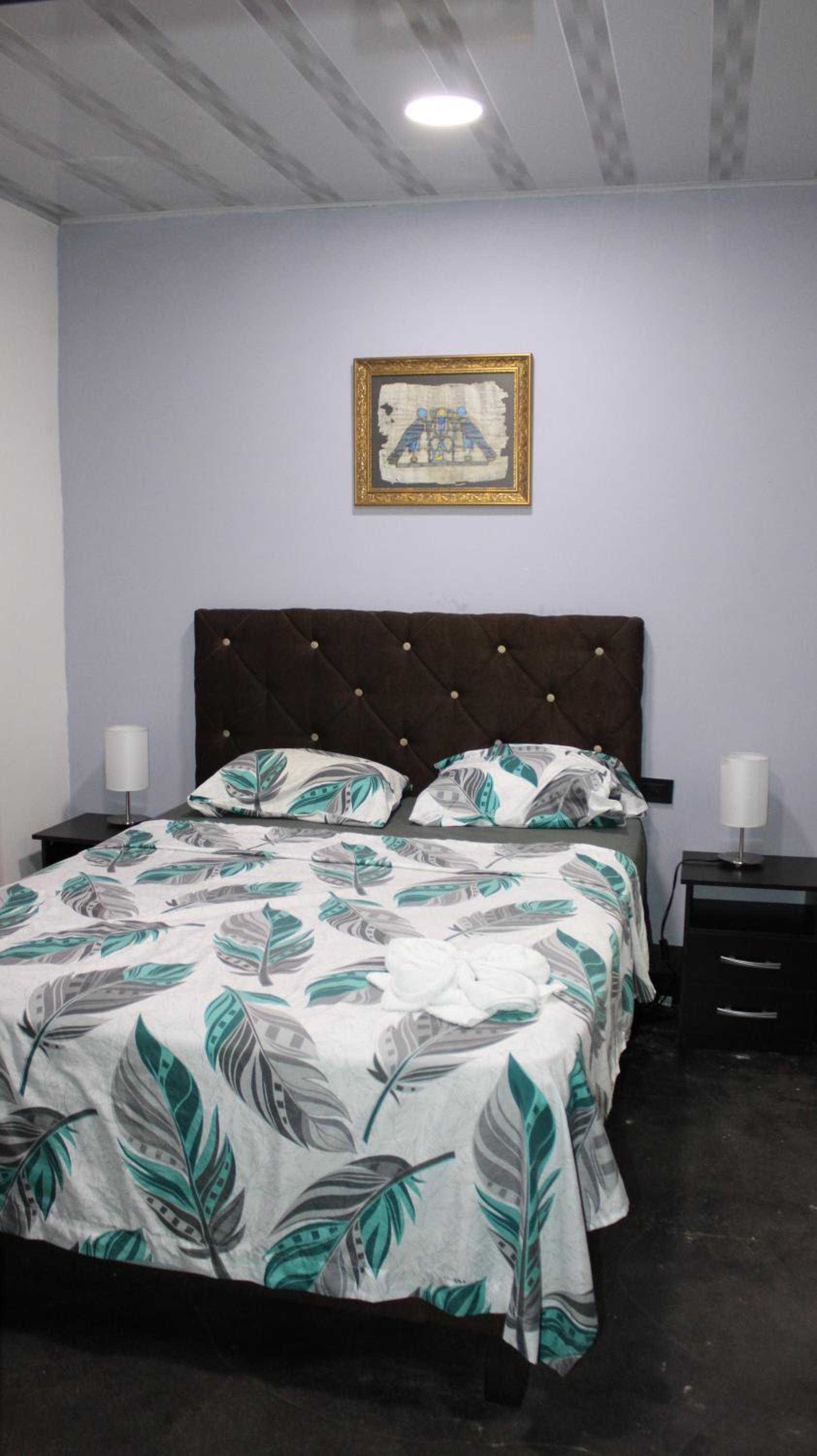 Hostal Queens Deluxe