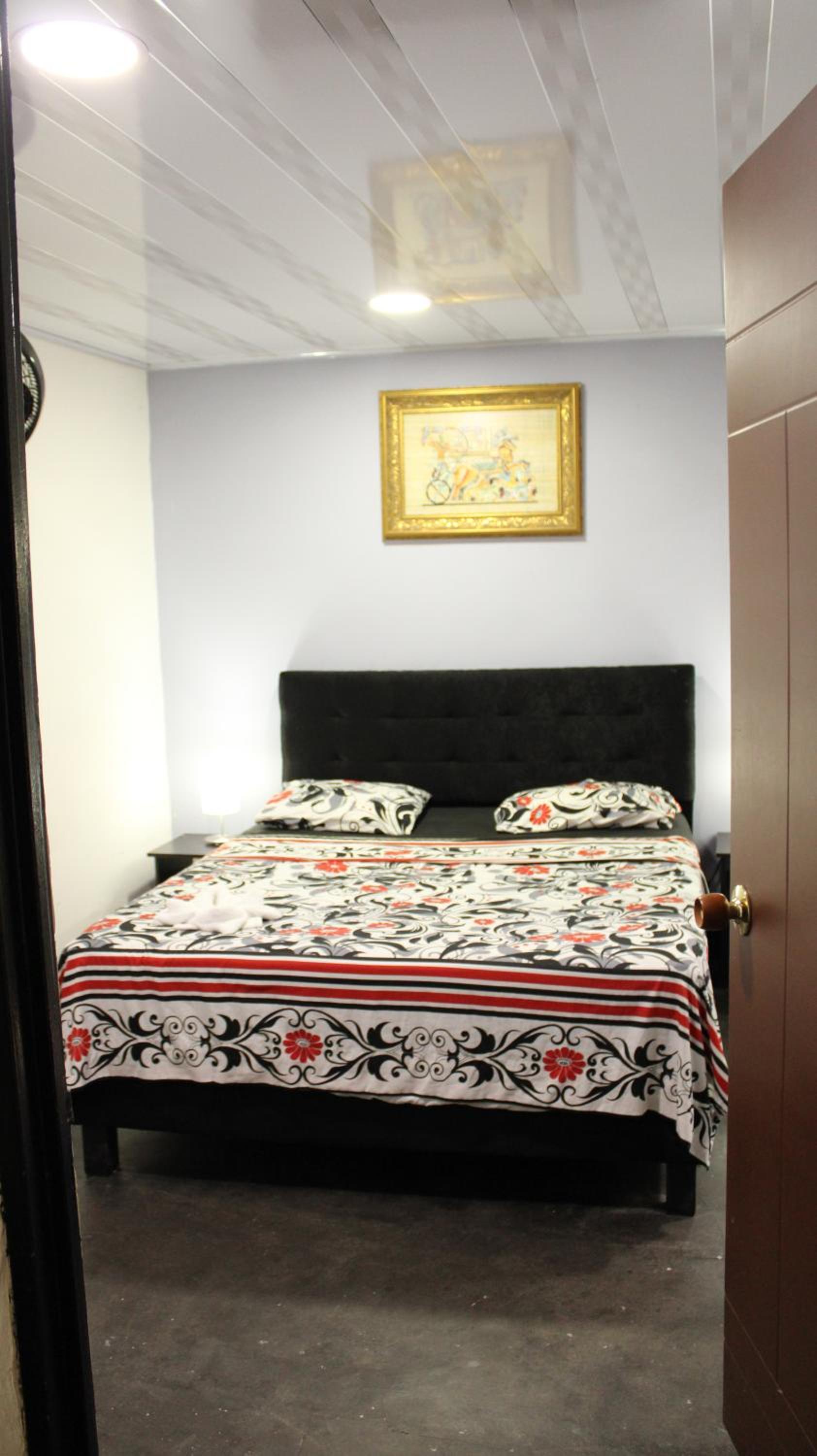 Hostal Queens Deluxe