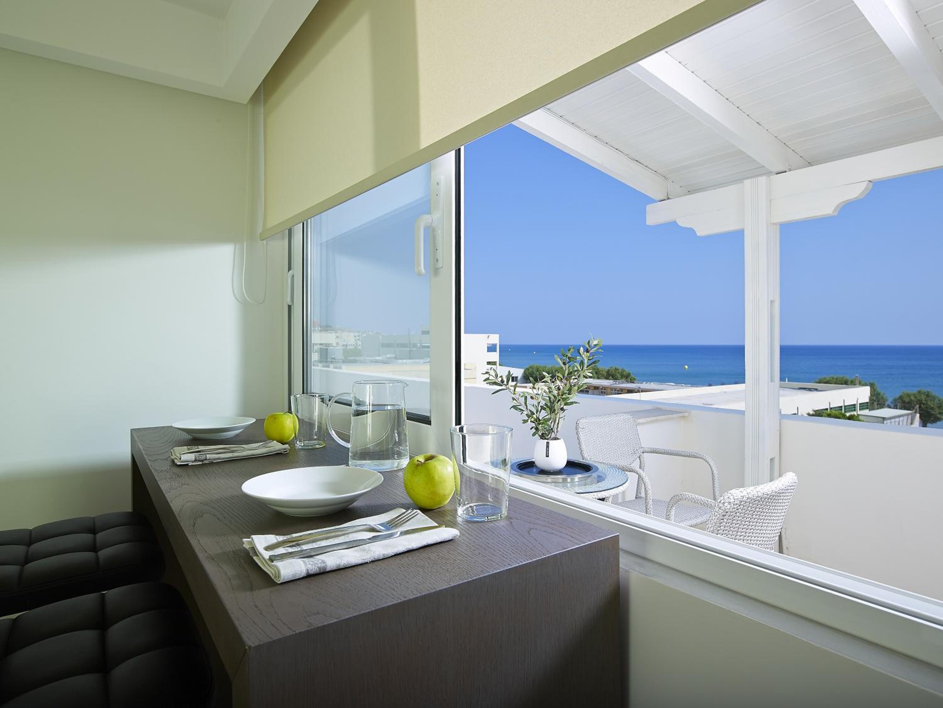 Coral Apts - Hotelia Hospitality Group