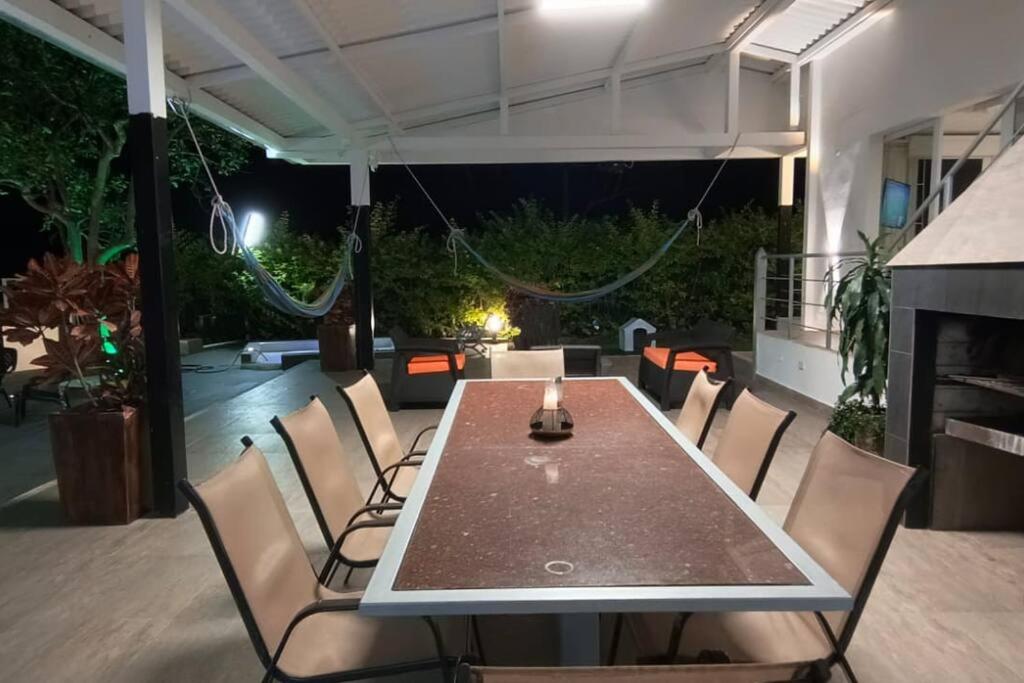 Hermosa casa campestre a 1 hora de Bogotá - Tena