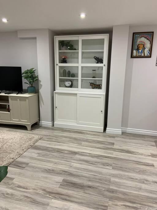 One bedroom in luxurious brand new ground level apartment
