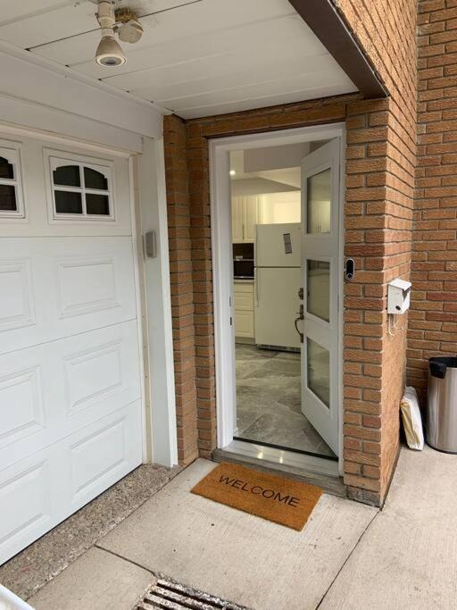 One bedroom in luxurious brand new ground level apartment