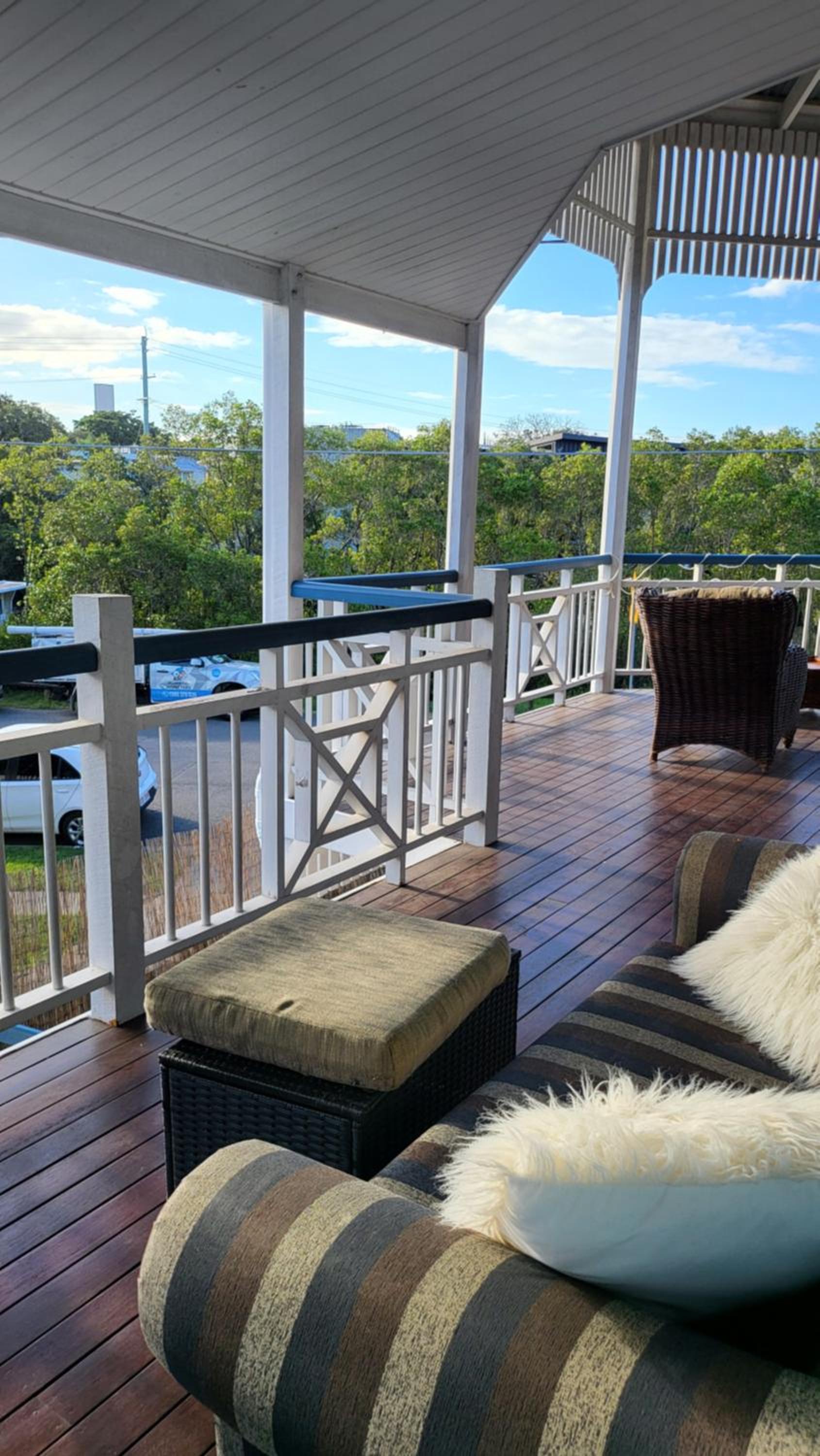Urban Riverside Rest
