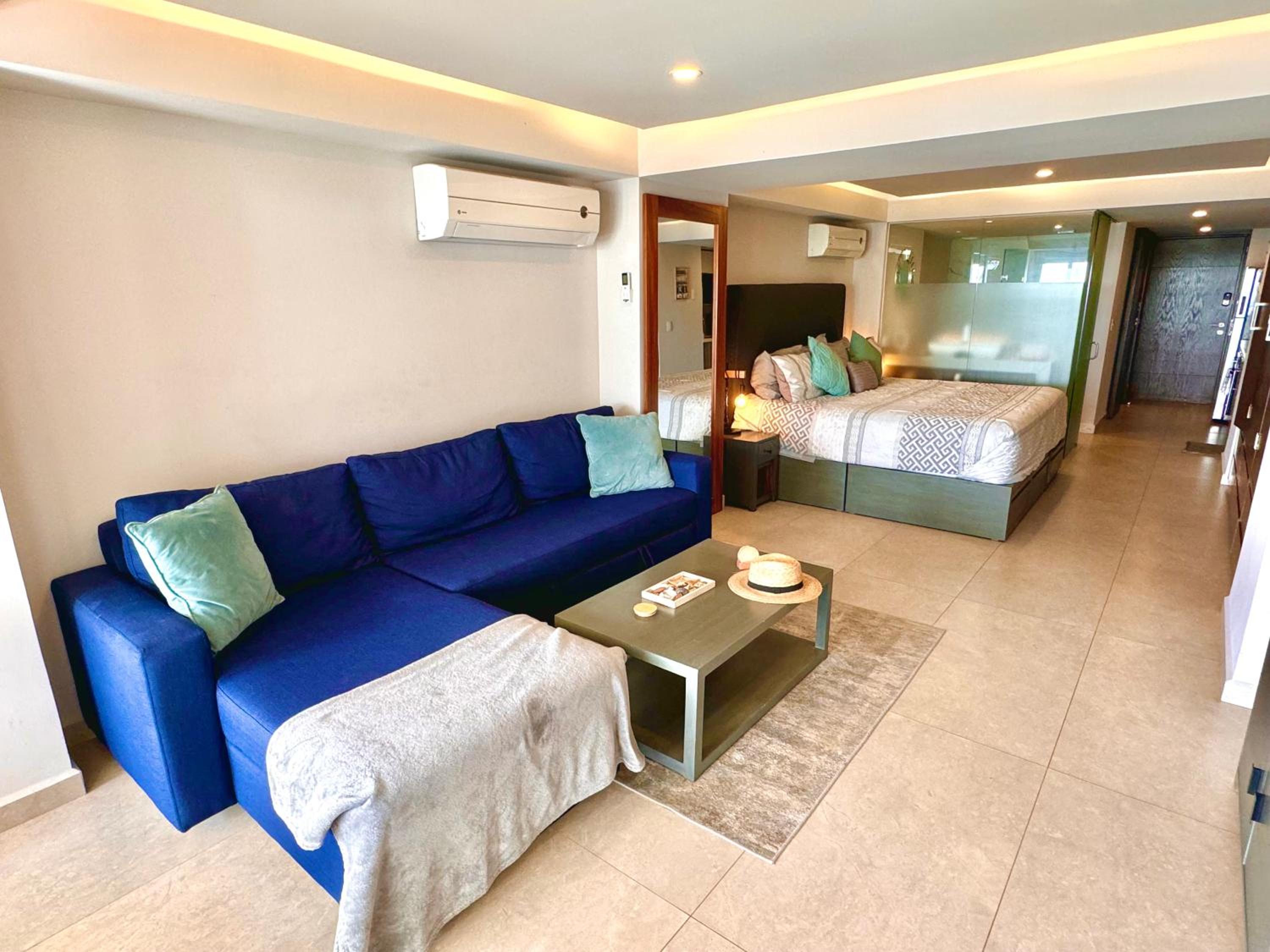 Wake Up to Ocean Views and Complimentary Breakfast