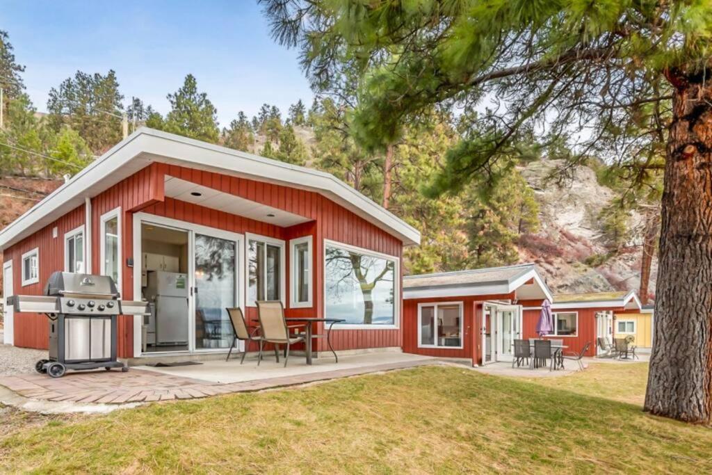The Perfect Getaway Cabin in the Okanagan #6