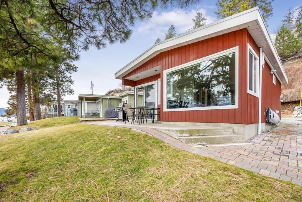 The Perfect Getaway Cabin in the Okanagan #6