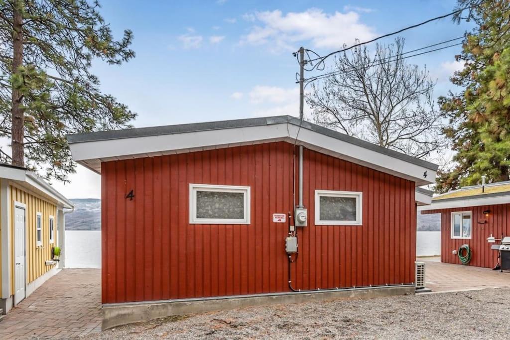 Cozy Cottage by the Lakeshore #4