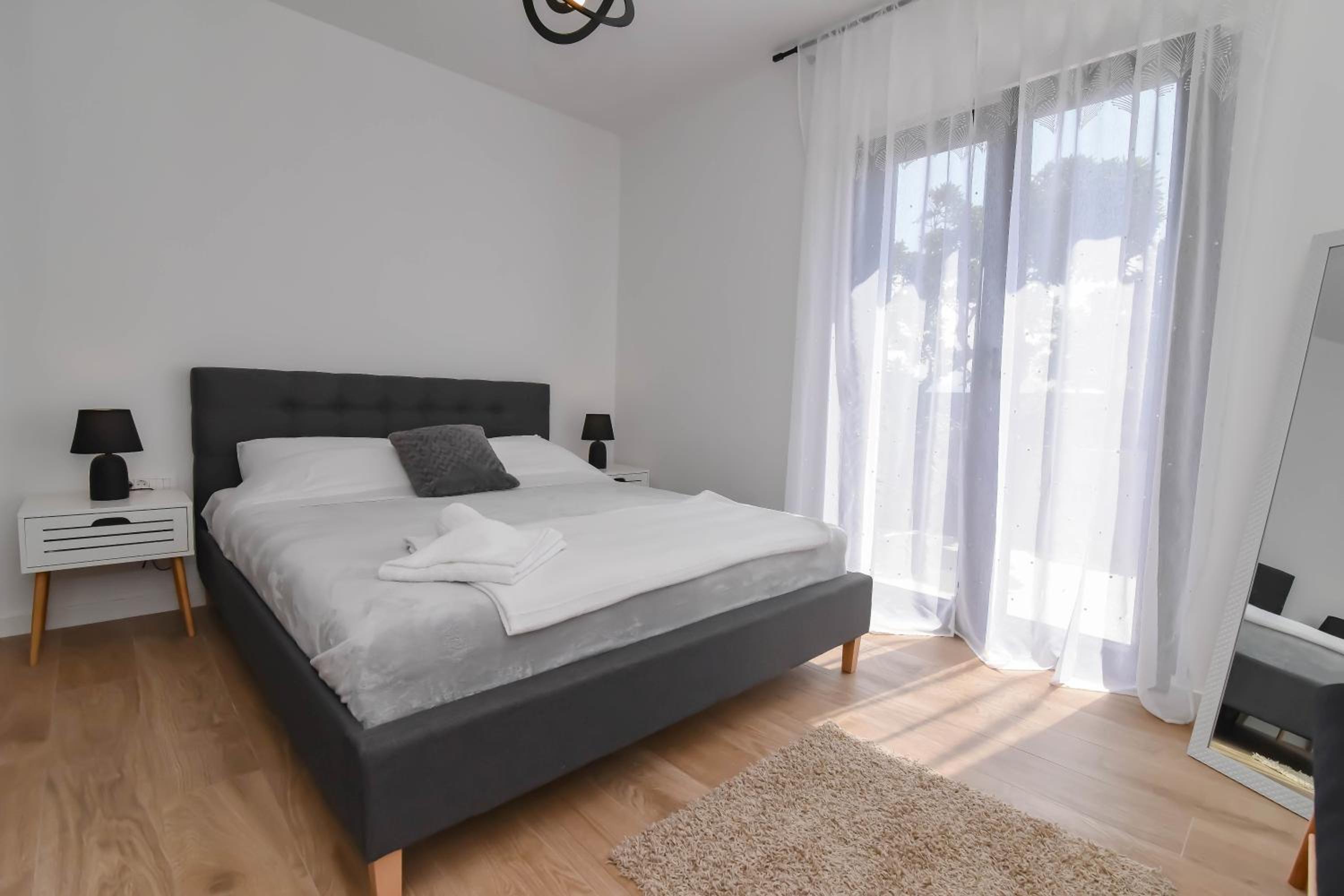 Photo 35