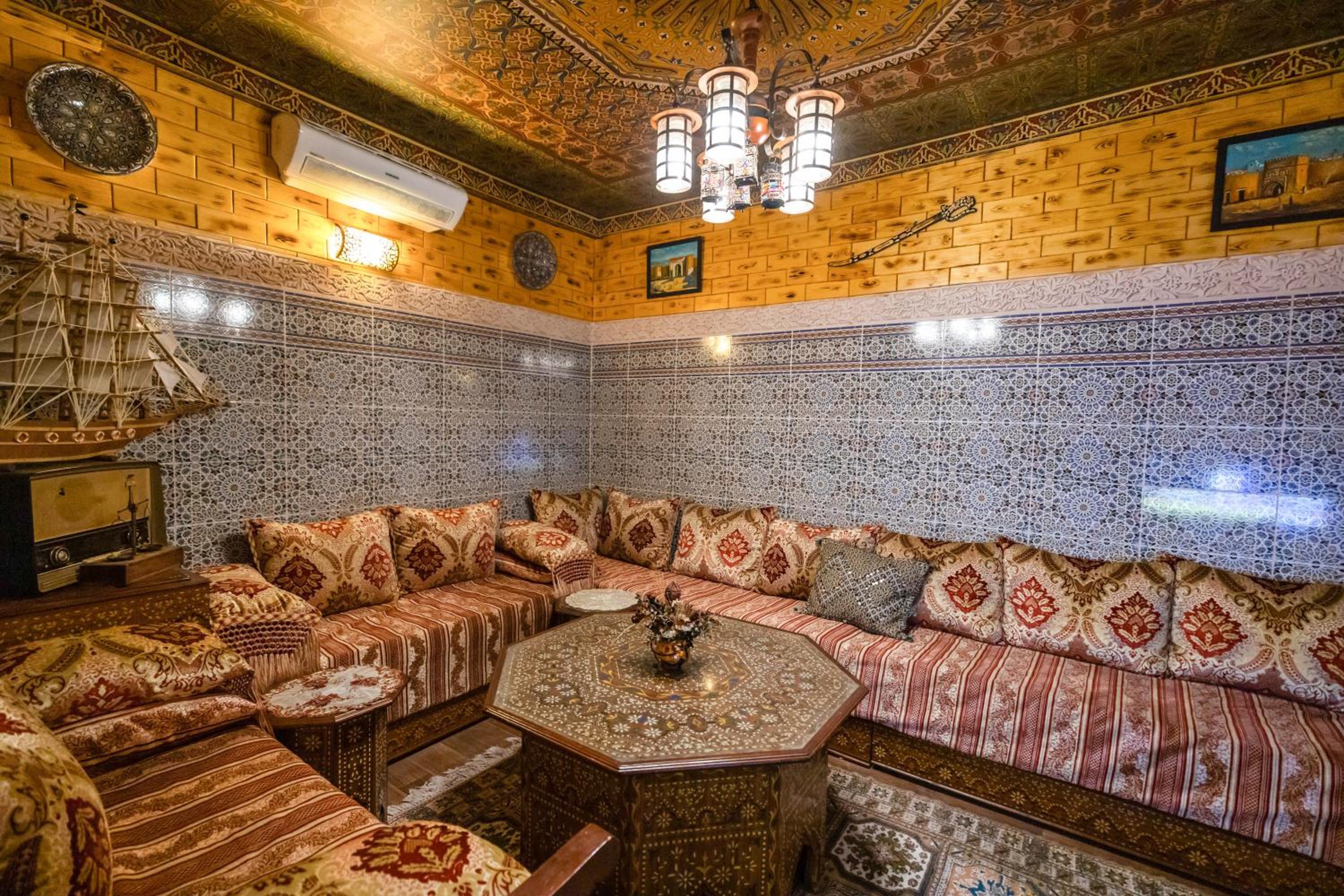 lounge