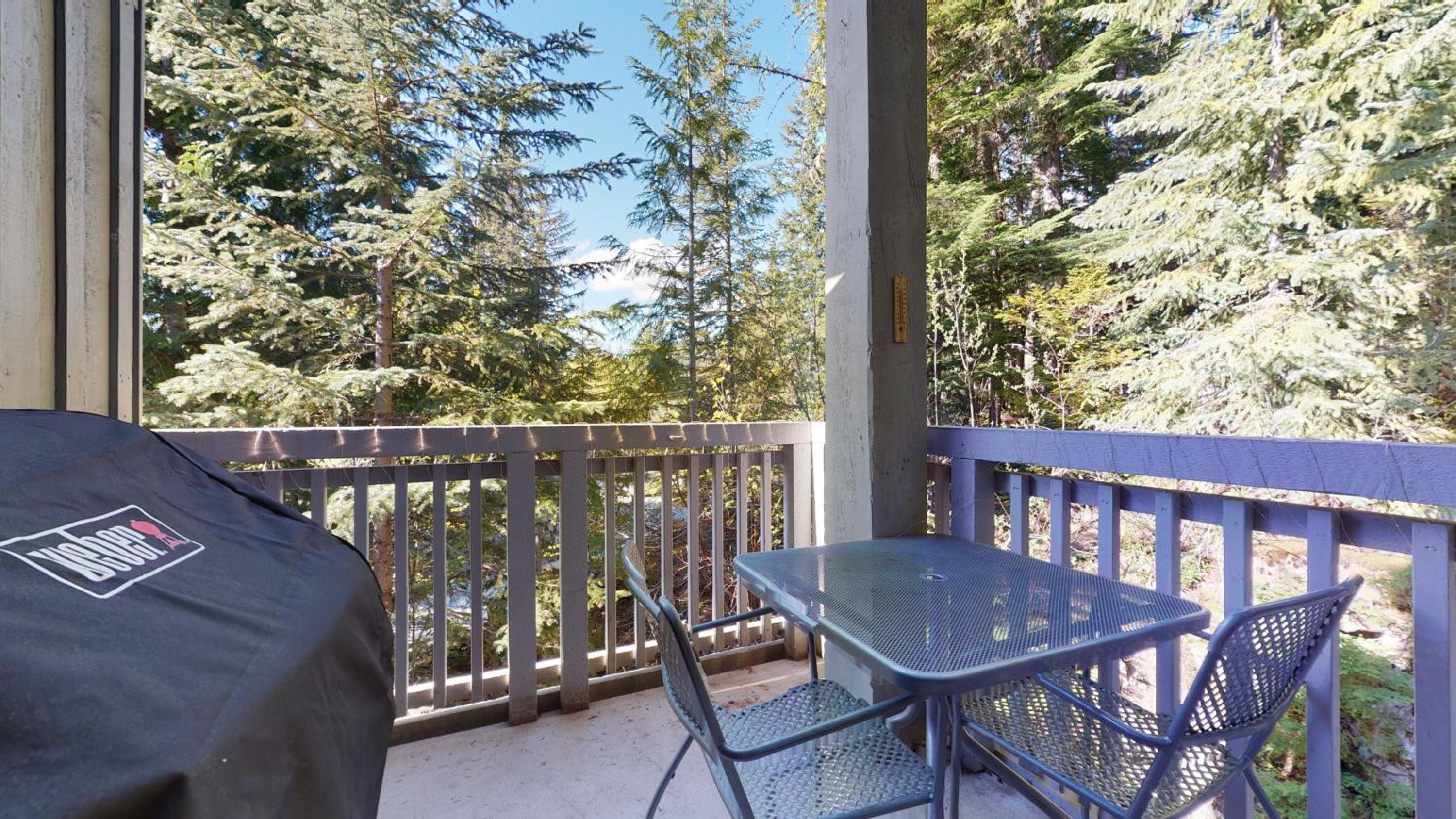 Peaceful Benchlands Townhome by Harmony Whistler