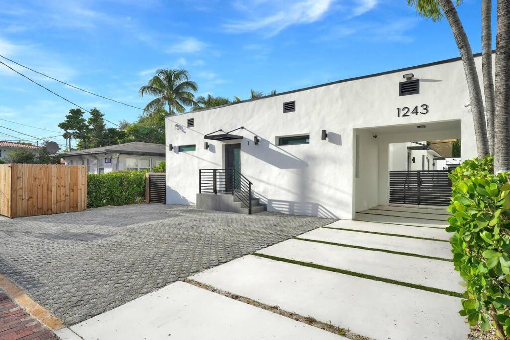 Villa 2 in Miami