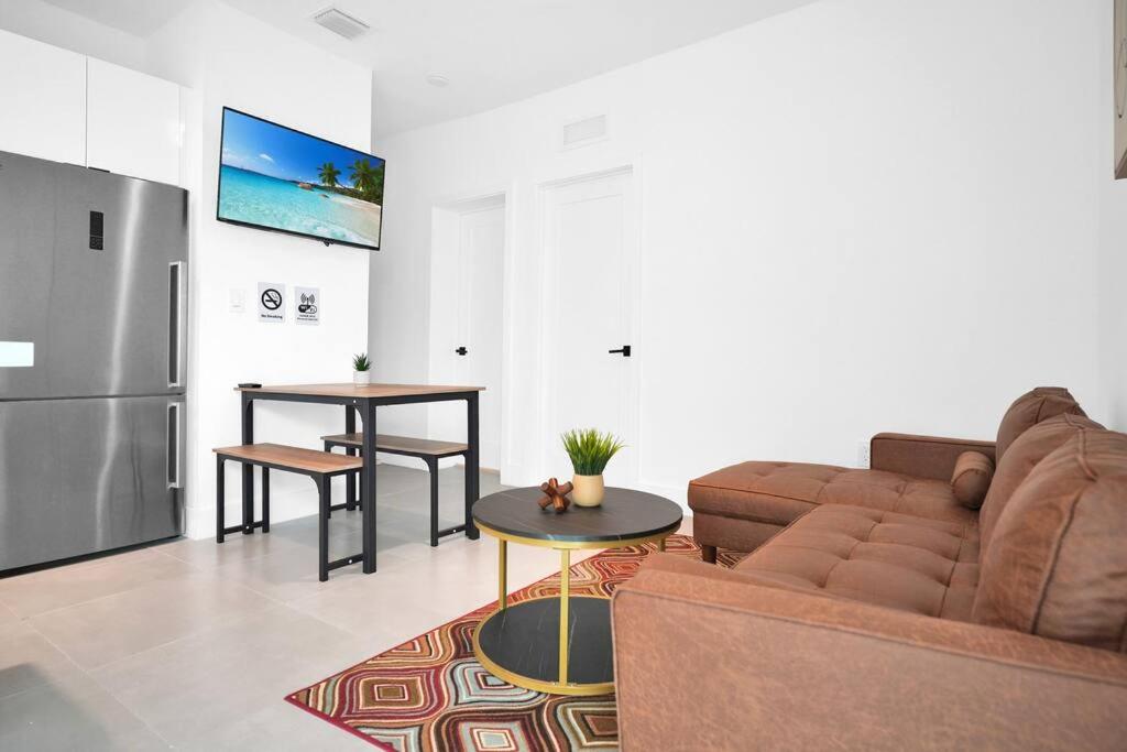 Villa 2 in Miami