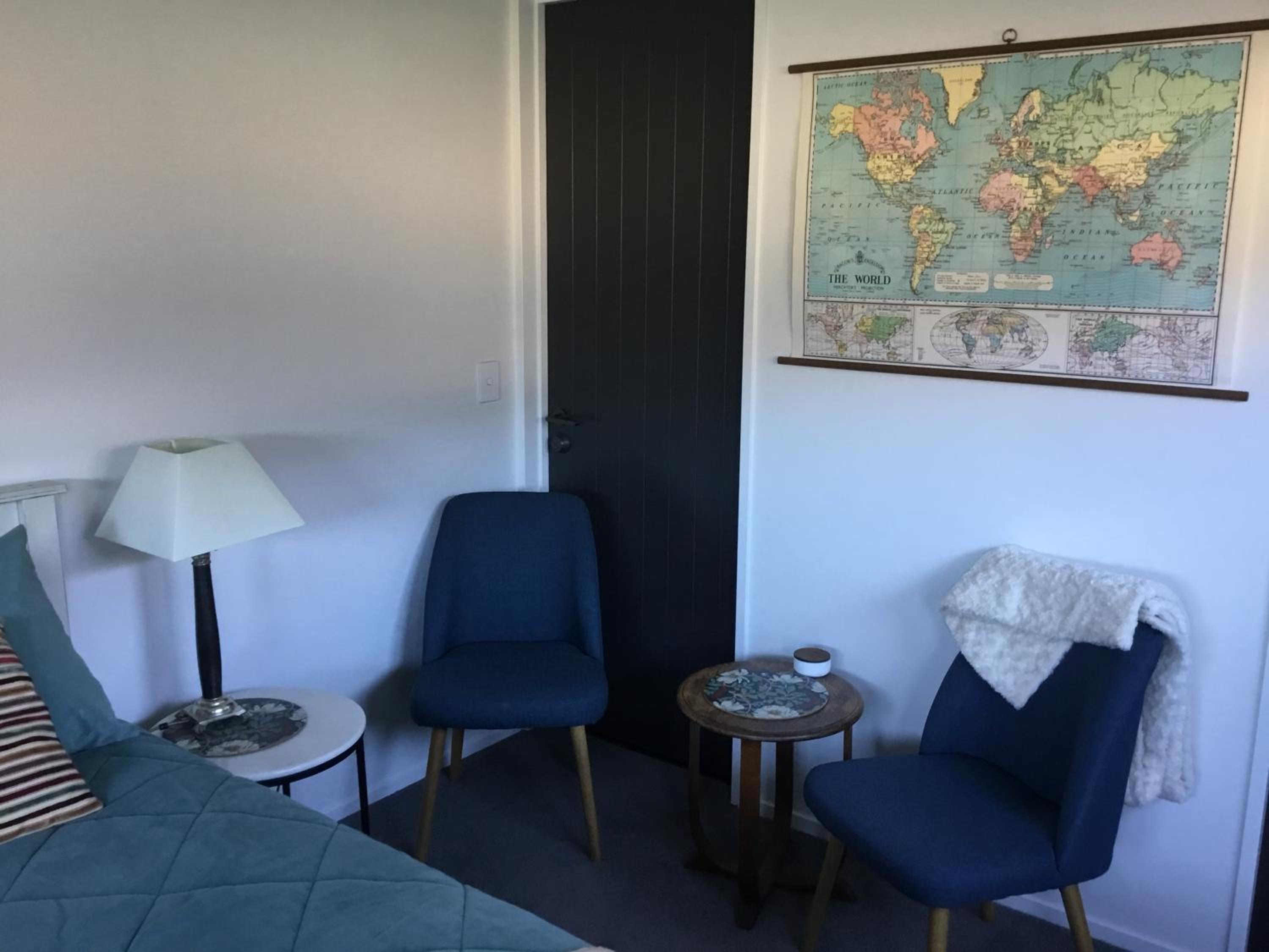 Cozy stylish studio Entry off Northburn road view 3