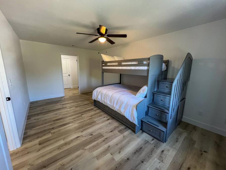 Bayside Cove Retreat Your Coastal Escape view 5