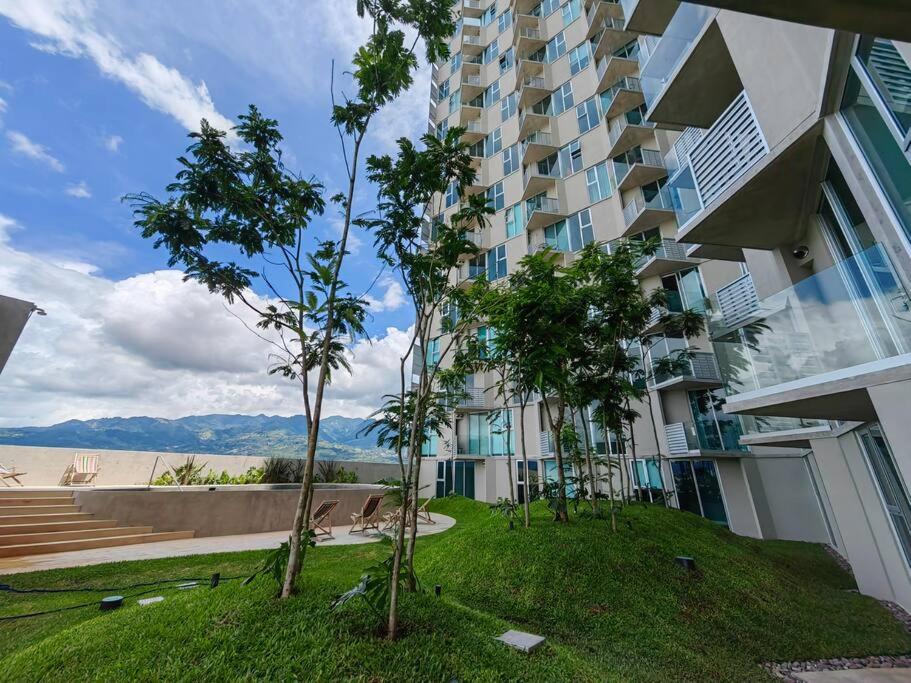 804 SECRT Sabana Hermoso Apartamento con Aire Acondicionado