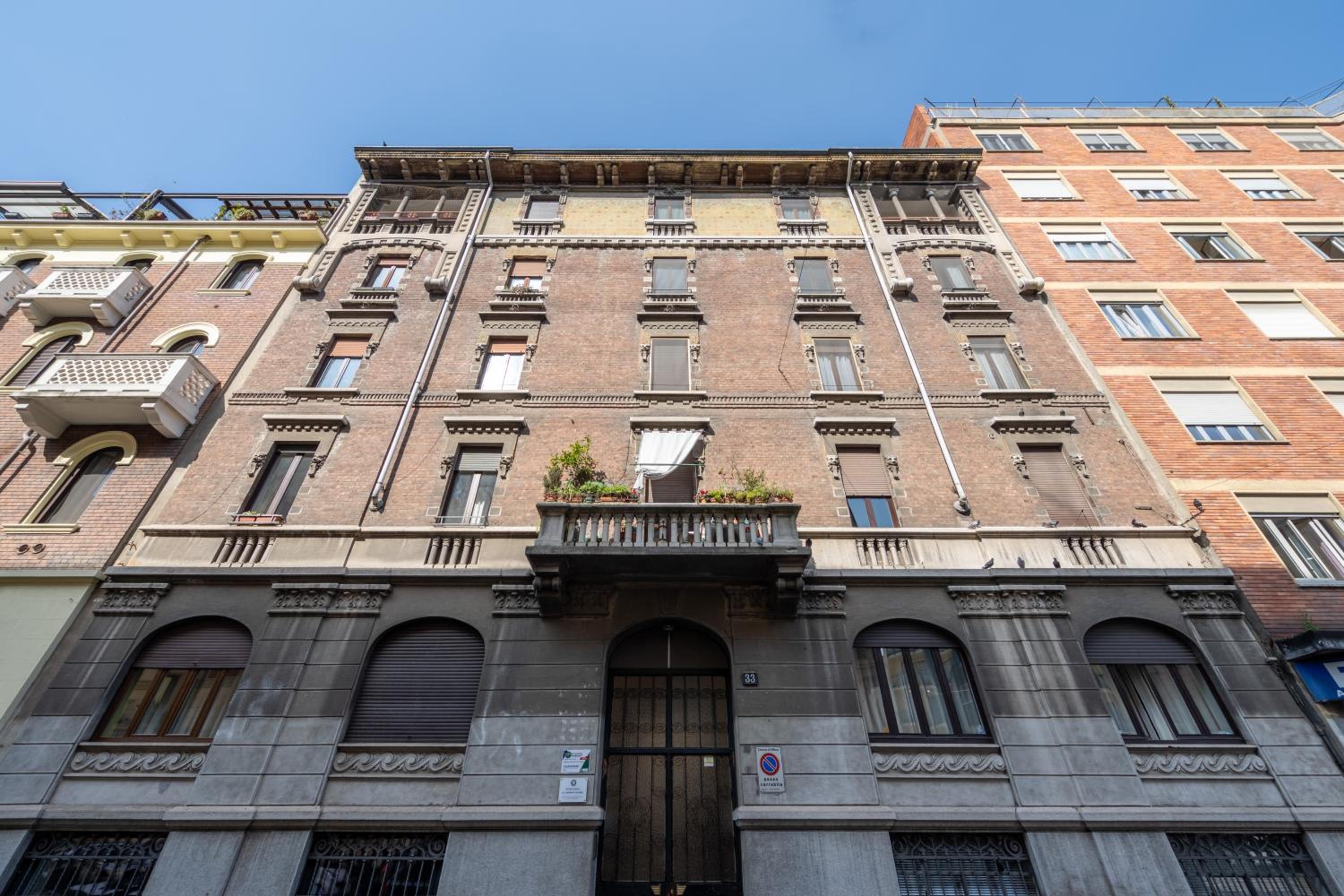 LIFE IS BEAUTIFUL Porta Romana Apartment