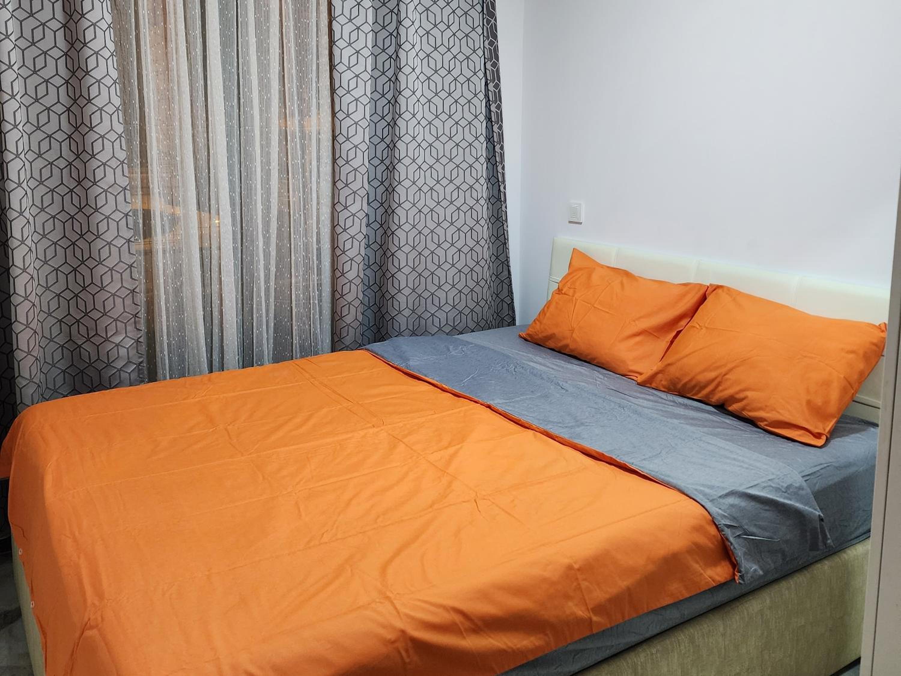 Taksim Square Residence, Two bedrooms, pool sauna gym