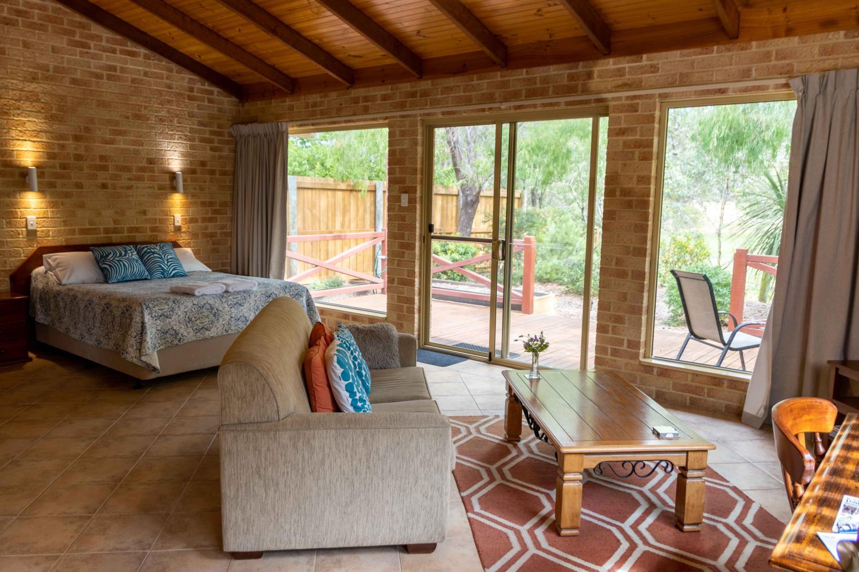 Spring Bay Villas, Denmark, WA