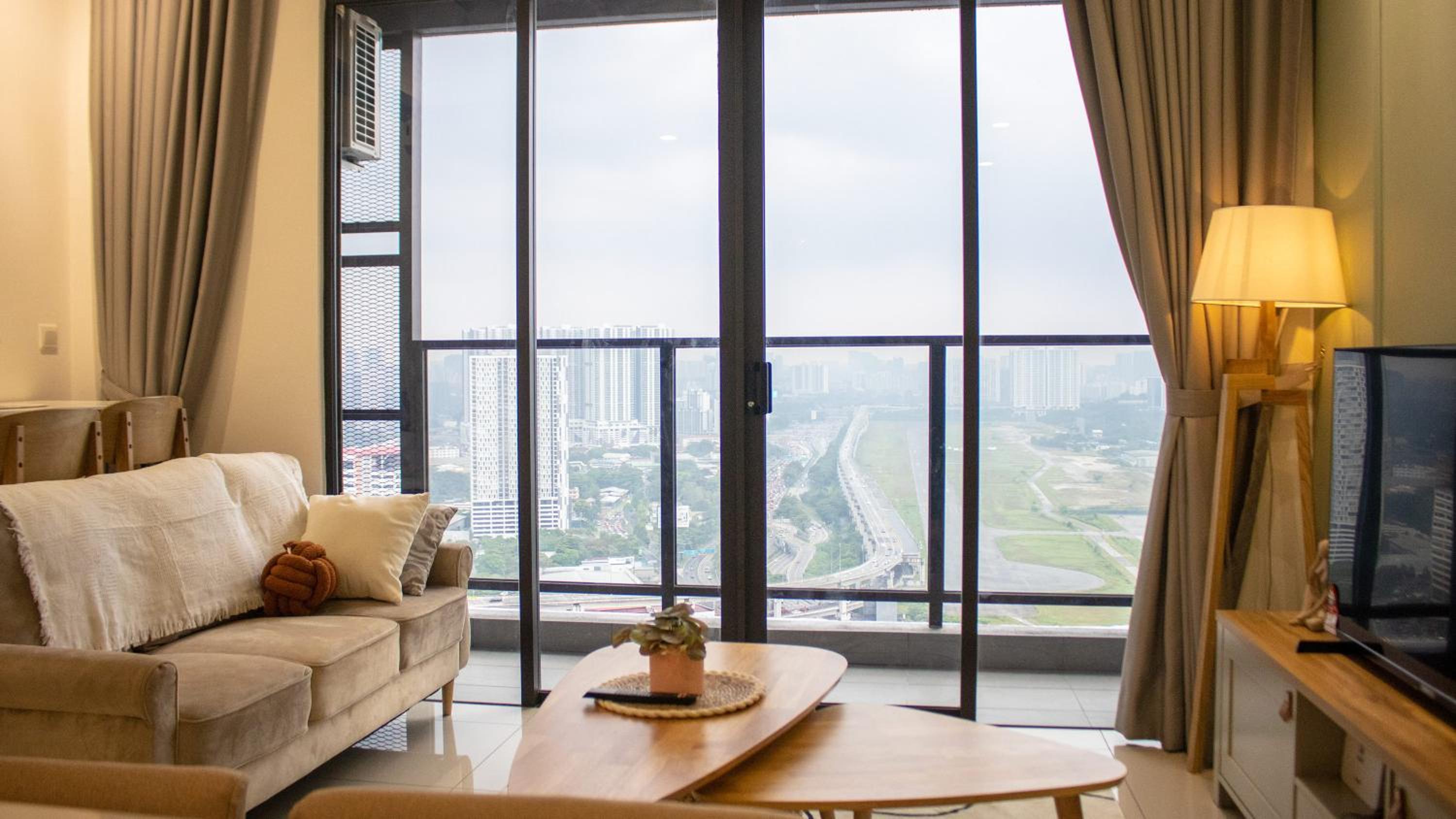 KLCity & KLCC View Modern Style 2R2B - 6 pax