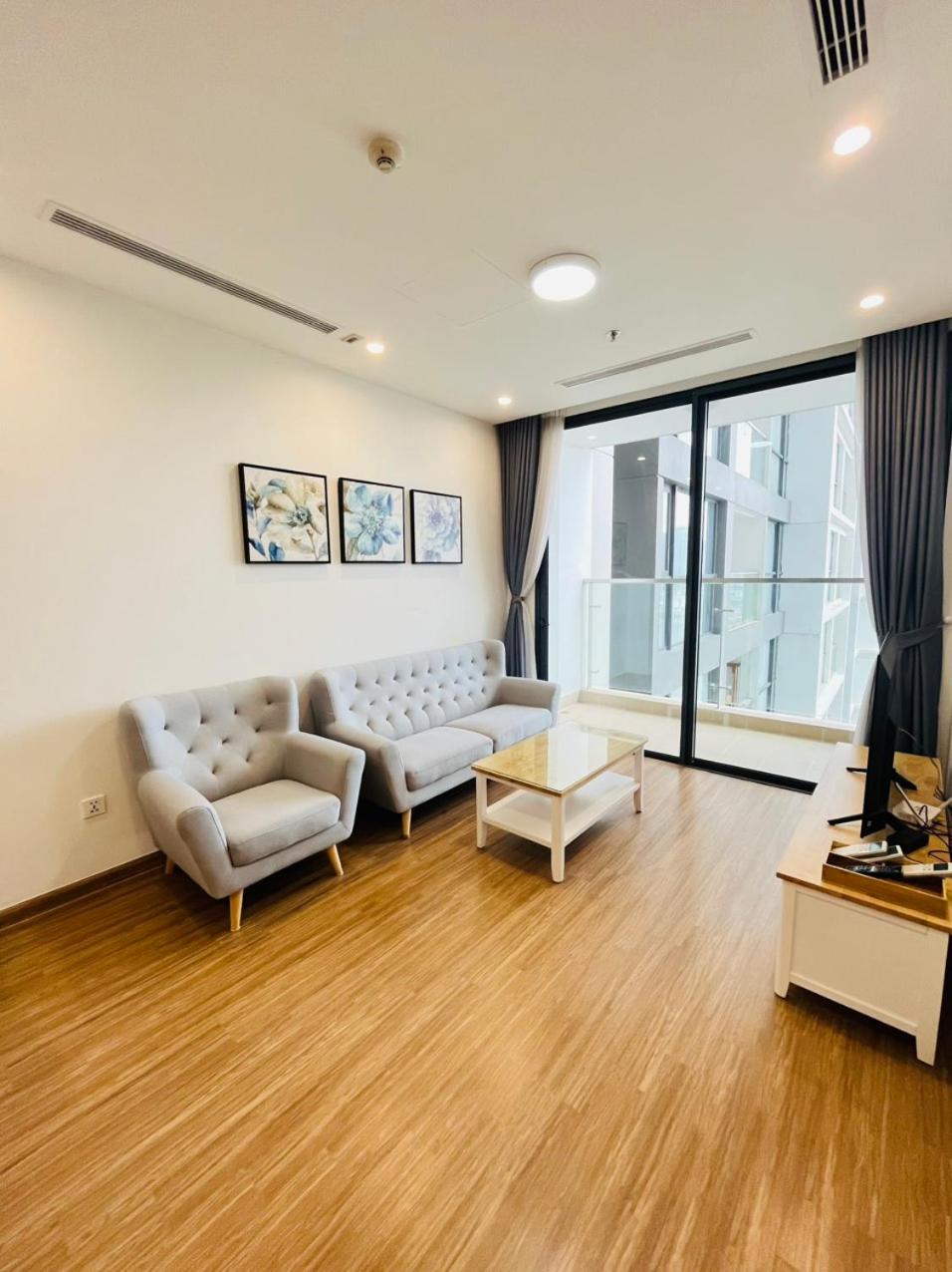 Vinhomes Skylake - 1,2,3 Beds Apartment - Fullhouse/ Spacious