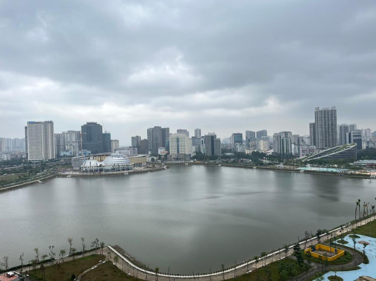 Vinhomes Skylake - 1,2,3 Beds Apartment - Fullhouse/ Spacious