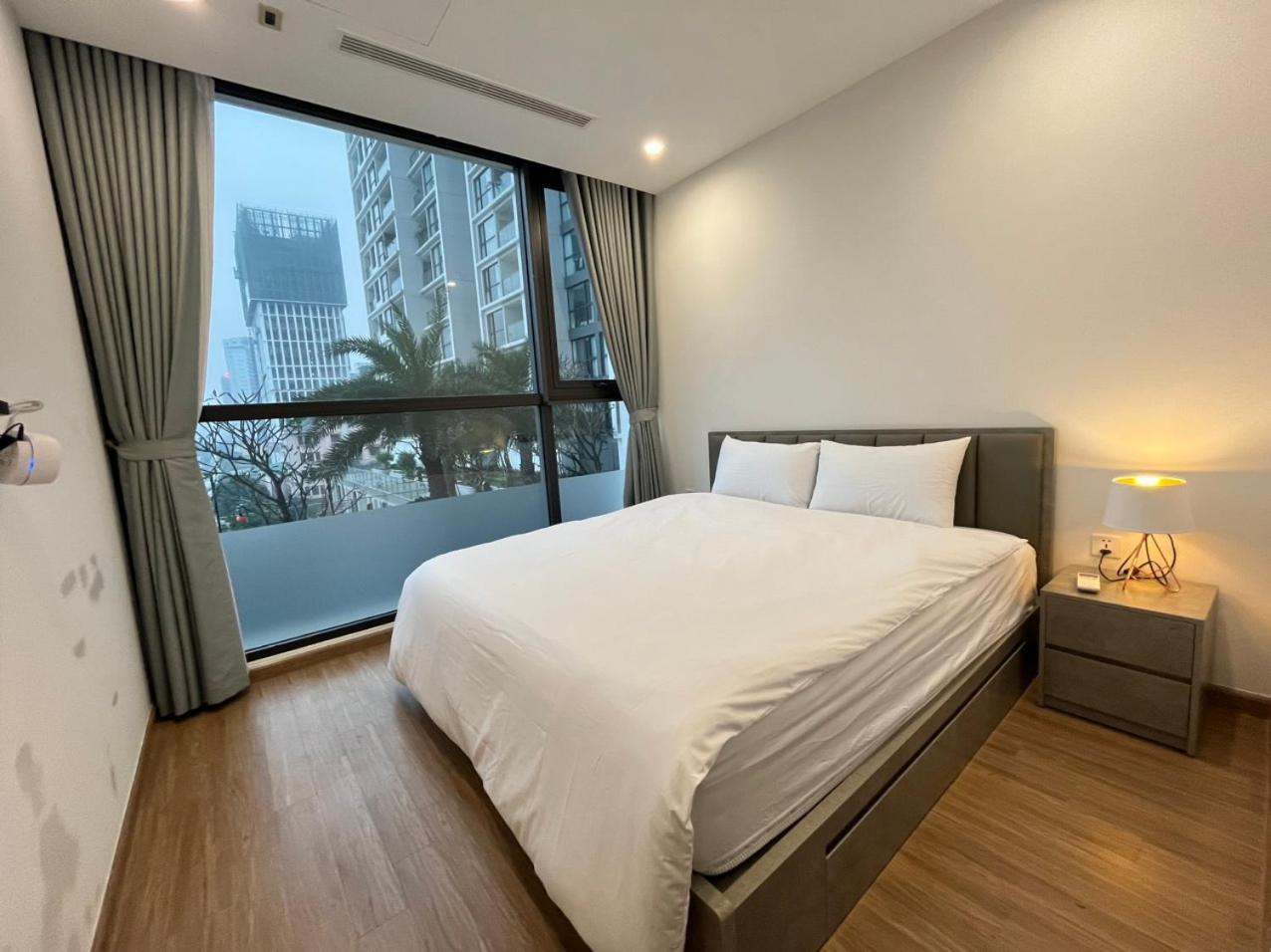 Vinhomes Skylake - 1,2,3 Beds Apartment - Fullhouse/ Spacious