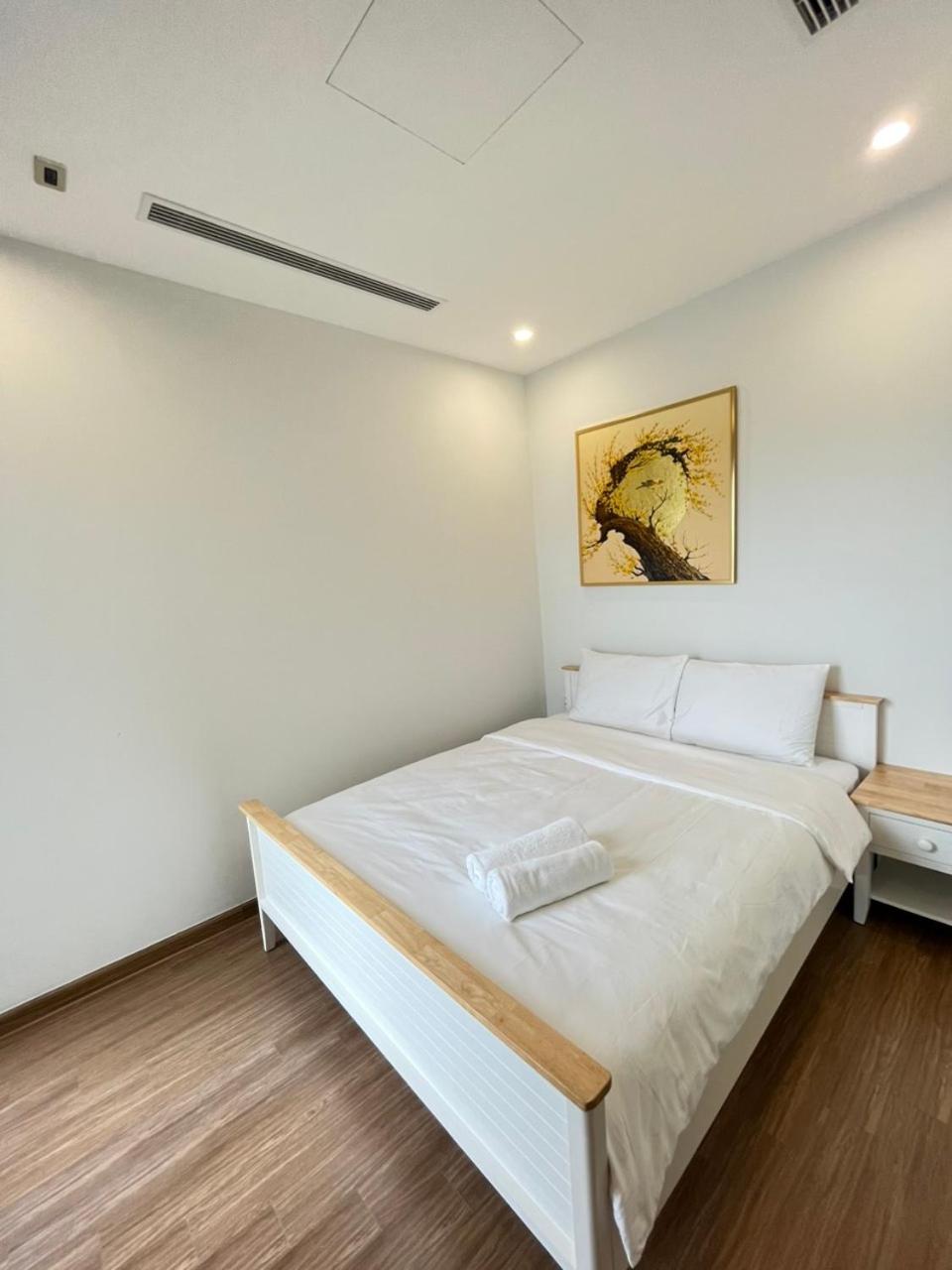 Vinhomes Skylake - 1,2,3 Beds Apartment - Fullhouse/ Spacious