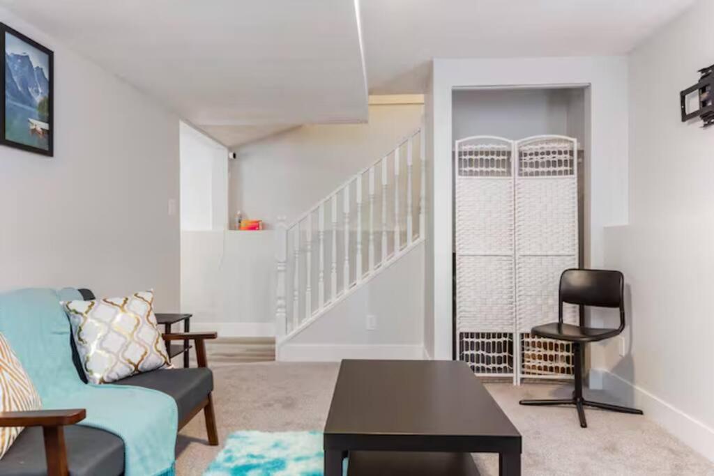 Cozy Furnished Room-4 Close to U of A in Edmonton - with Shared Spaces