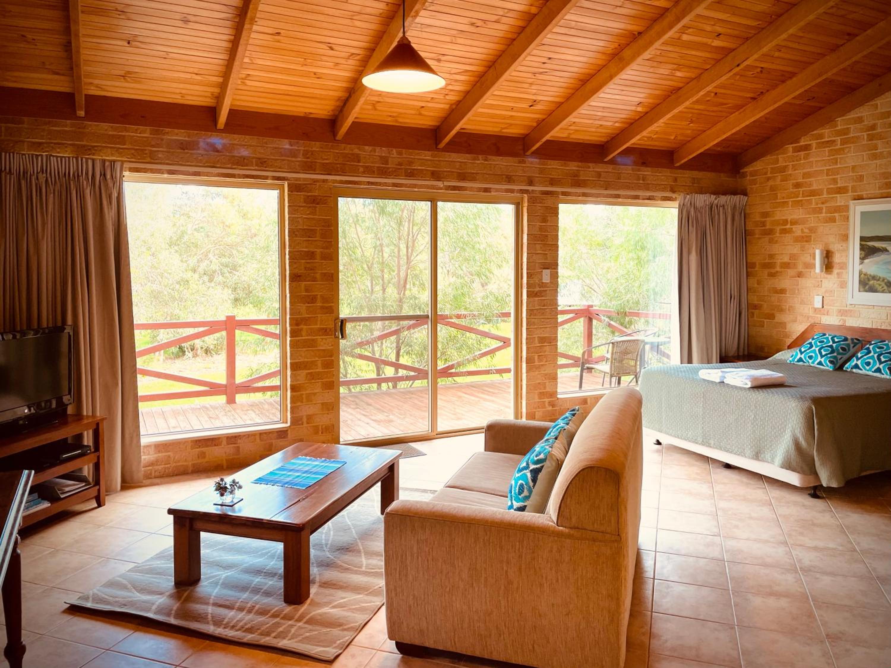 Spring Bay Villas, Denmark, WA