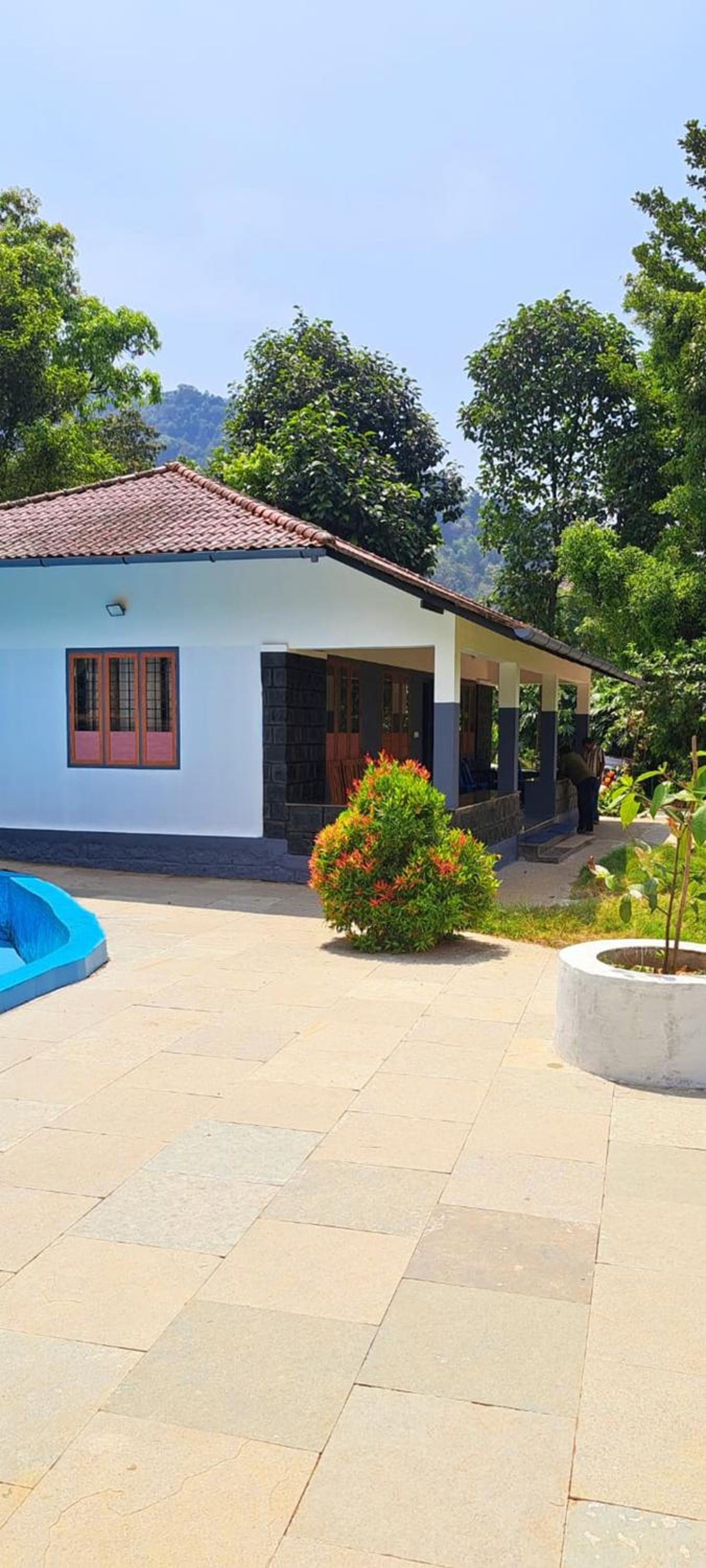 Poovanathil Farm Stay Anakkampoyil By Lexstays view 3