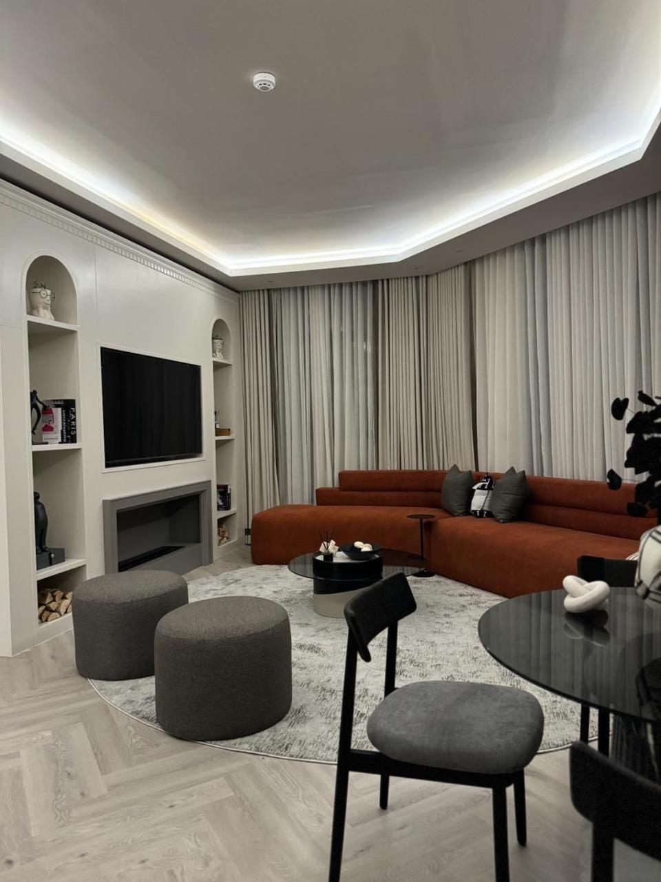 Art Apartment
