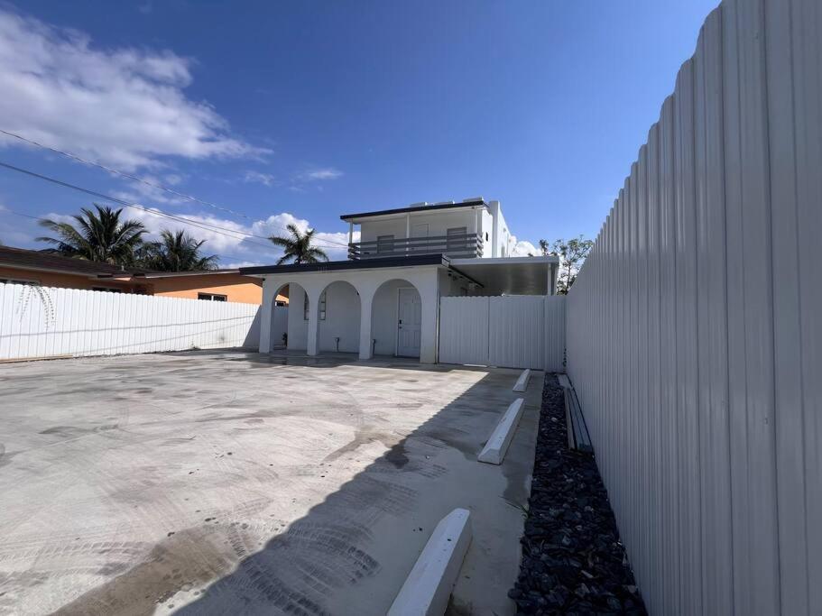 Modern apartment near Wynwood!