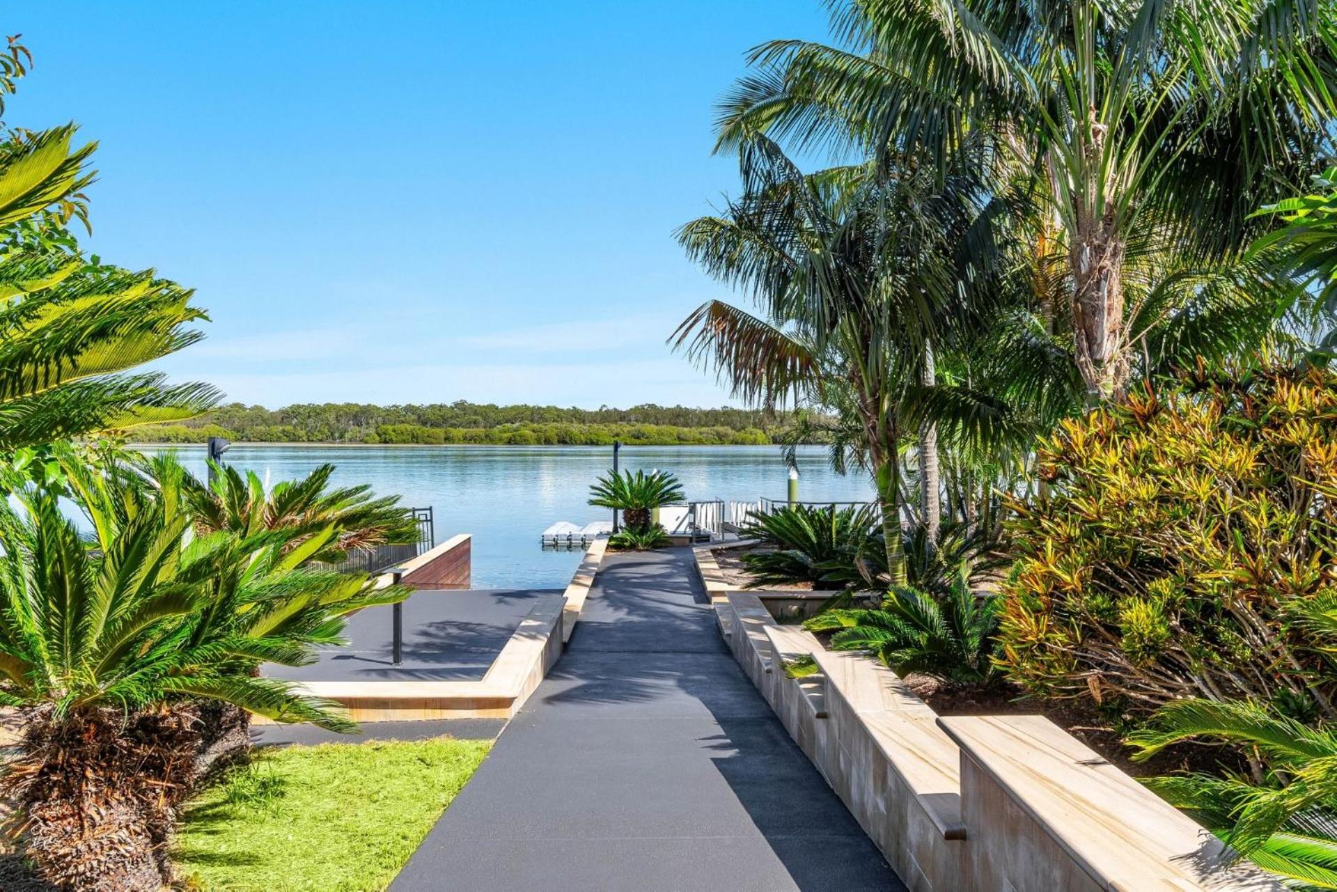Jasmine cove - Exclusive Waterfront Estate
