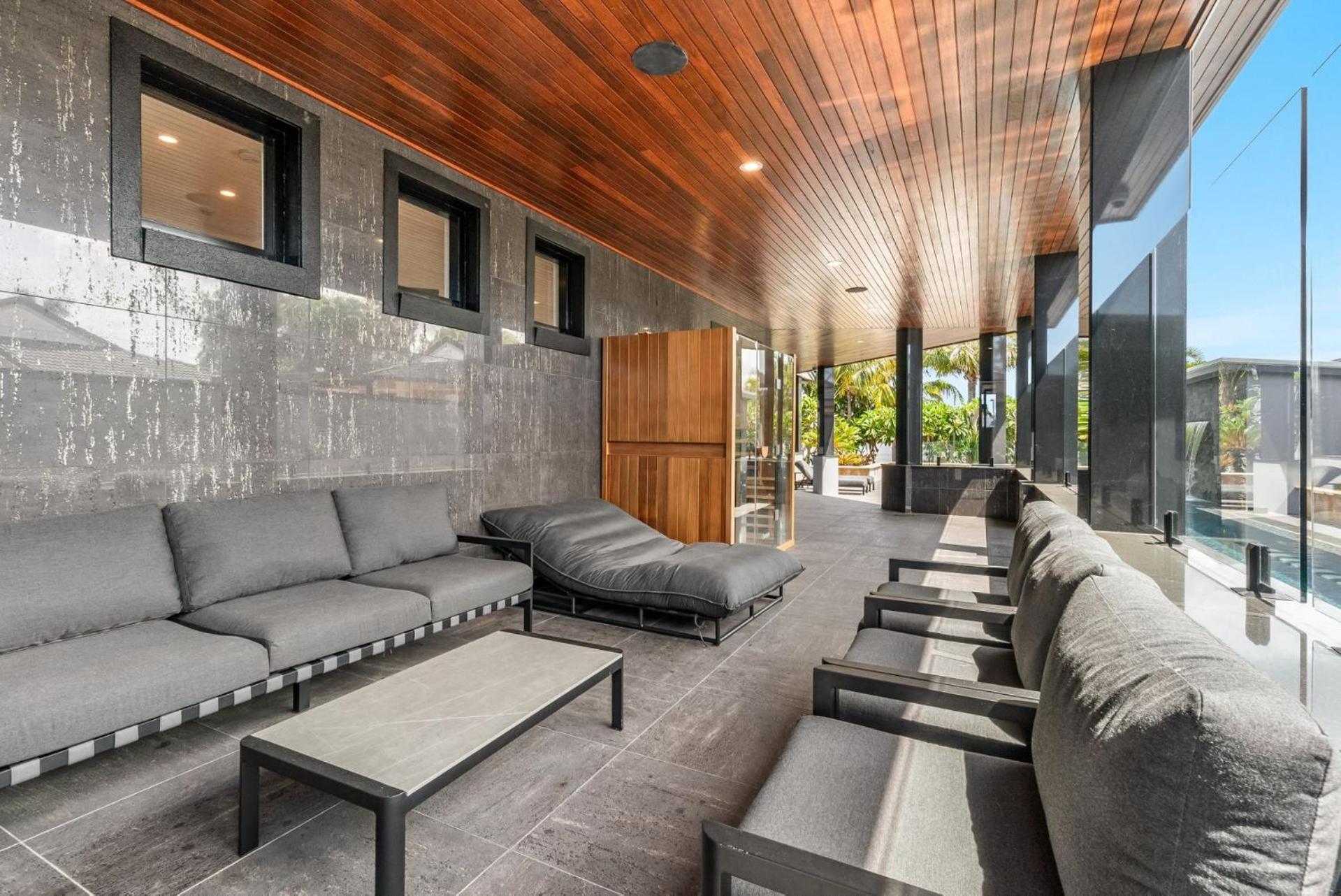 Jasmine cove - Exclusive Waterfront Estate
