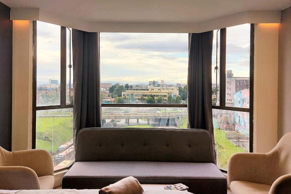 Executive Suite - Top Rated Stay - Comfort & Location