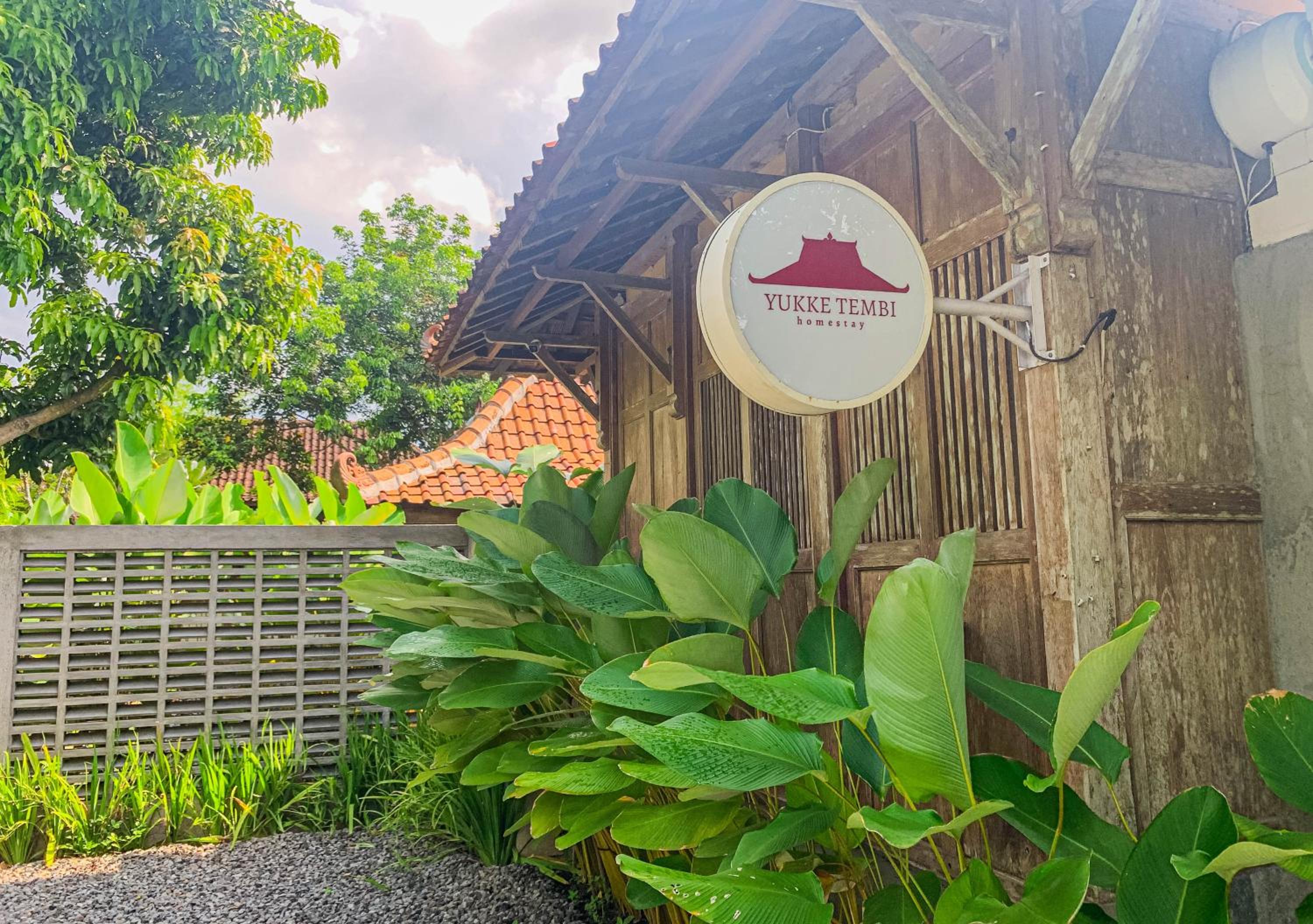 Yukke Tembi Homestay